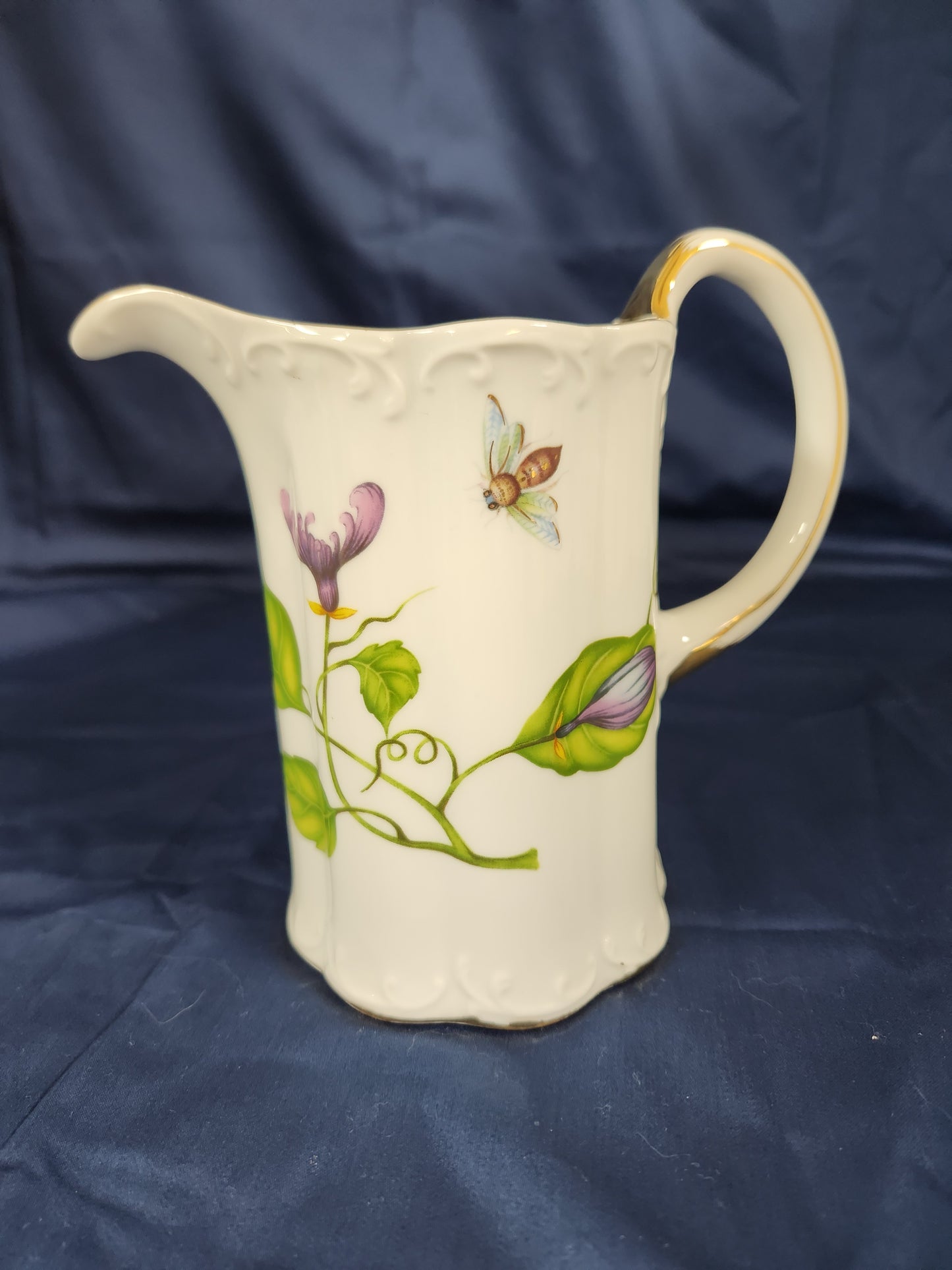 I. Godinger & Co. 6" Jardin Pitcher with Gold Trim