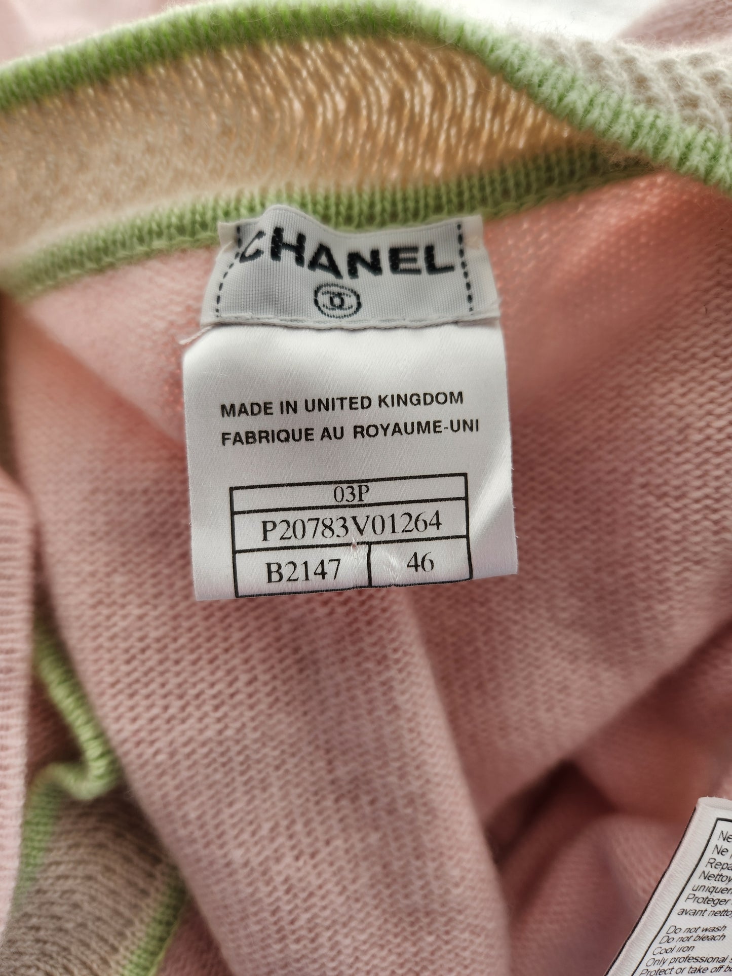 Vintage CHANEL pink Cashmere Cardigan Pullover Sweater Set - 46 | US 10 (flaws)