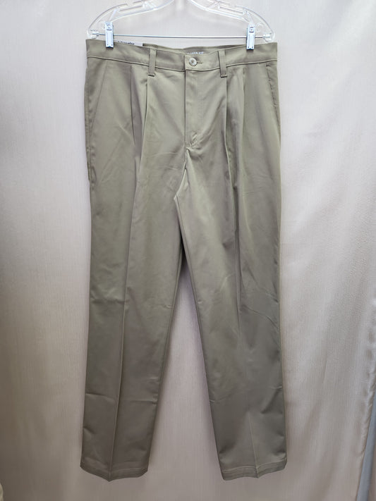 Wrangler Riata Pleated Front Relaxed Fit Khaki Pants - Size: 33x34