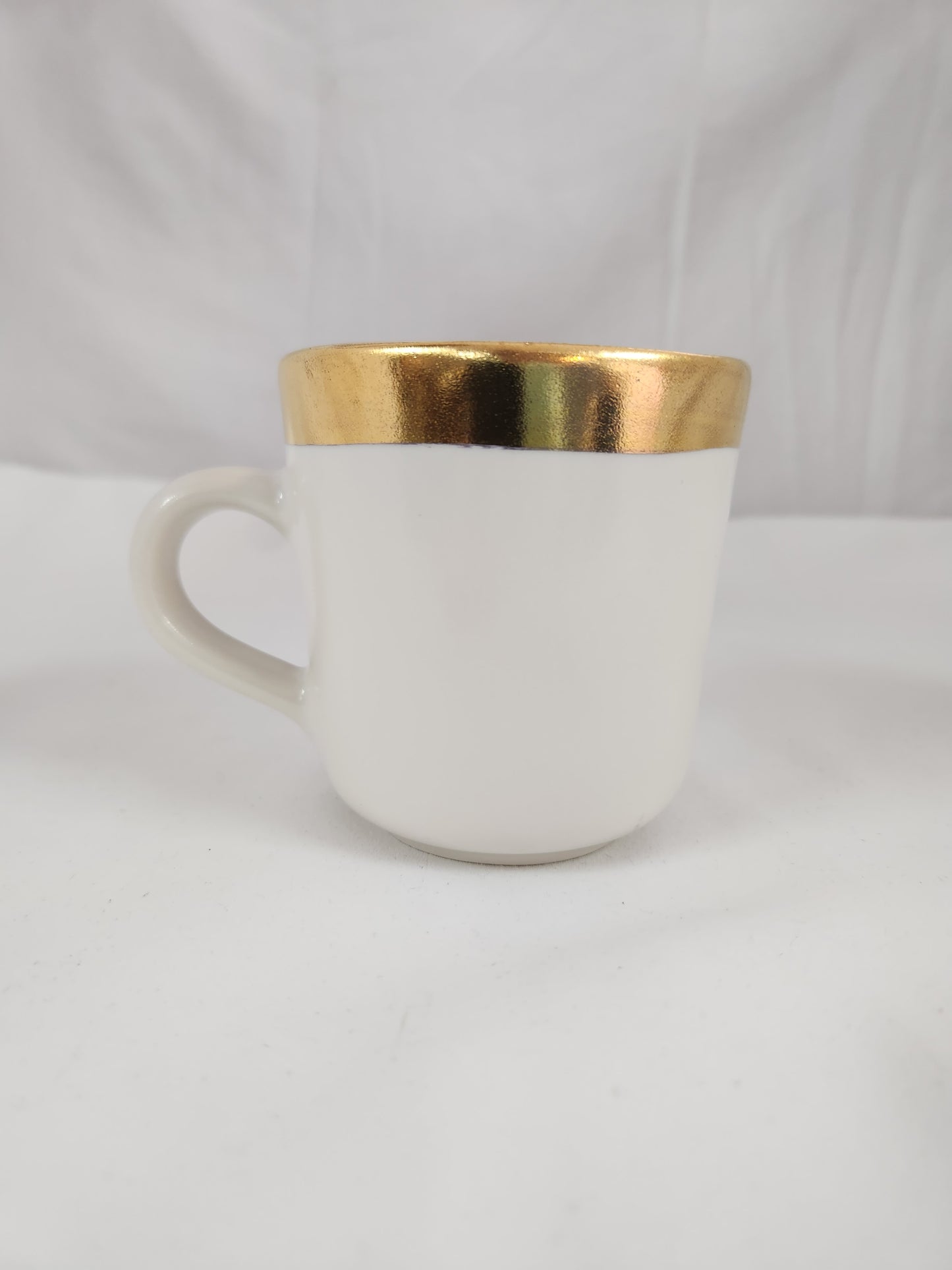 Michael Wainwright White Mug with Gold Trim