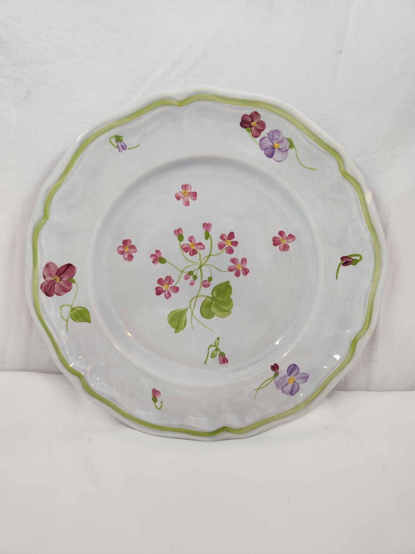 Longchamp Mon Jardin 10-1/8" Dinner Plate (crazing)