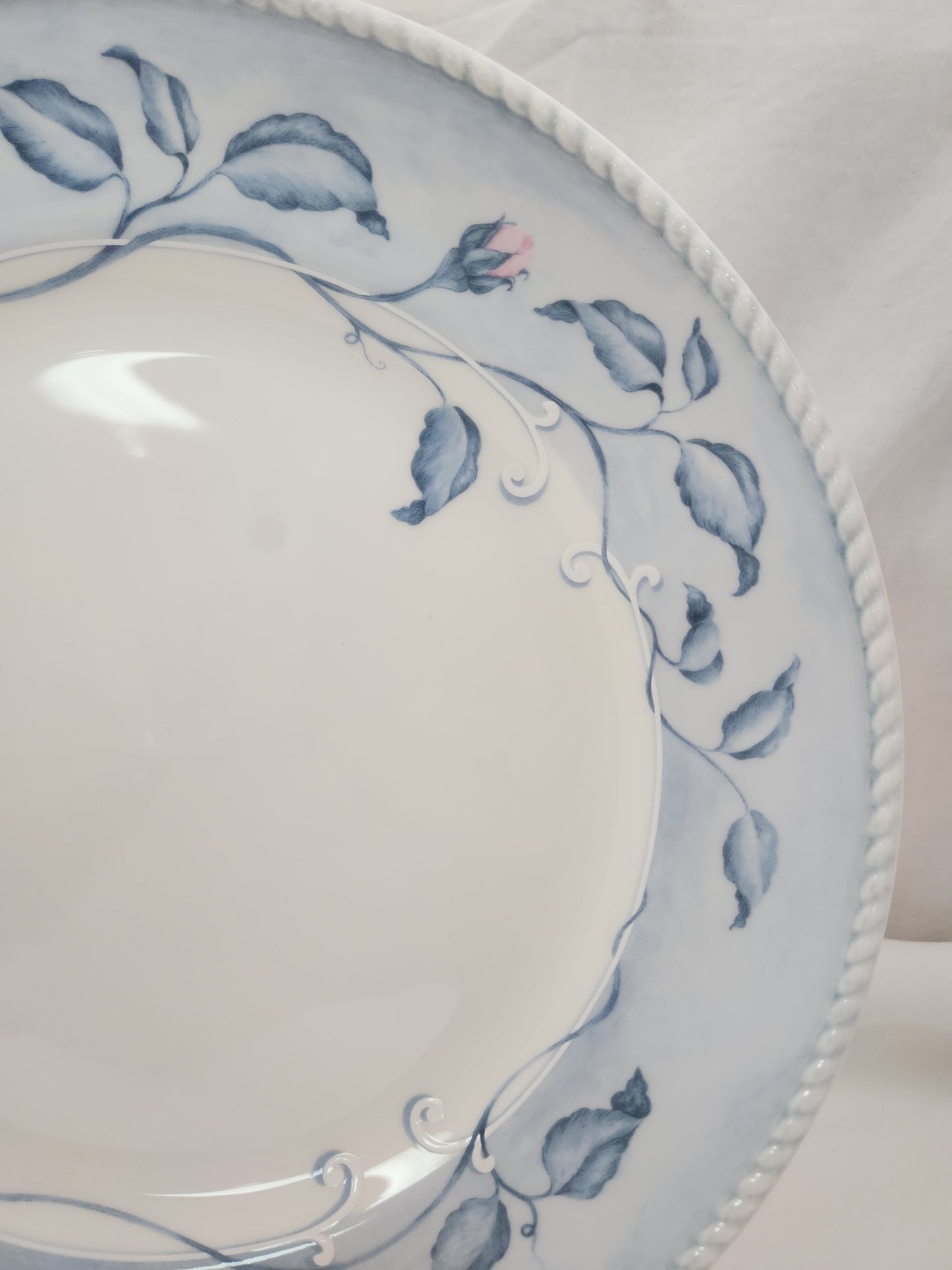 Lenox "Swedish Rose" 11-1/4" Dinner Plate