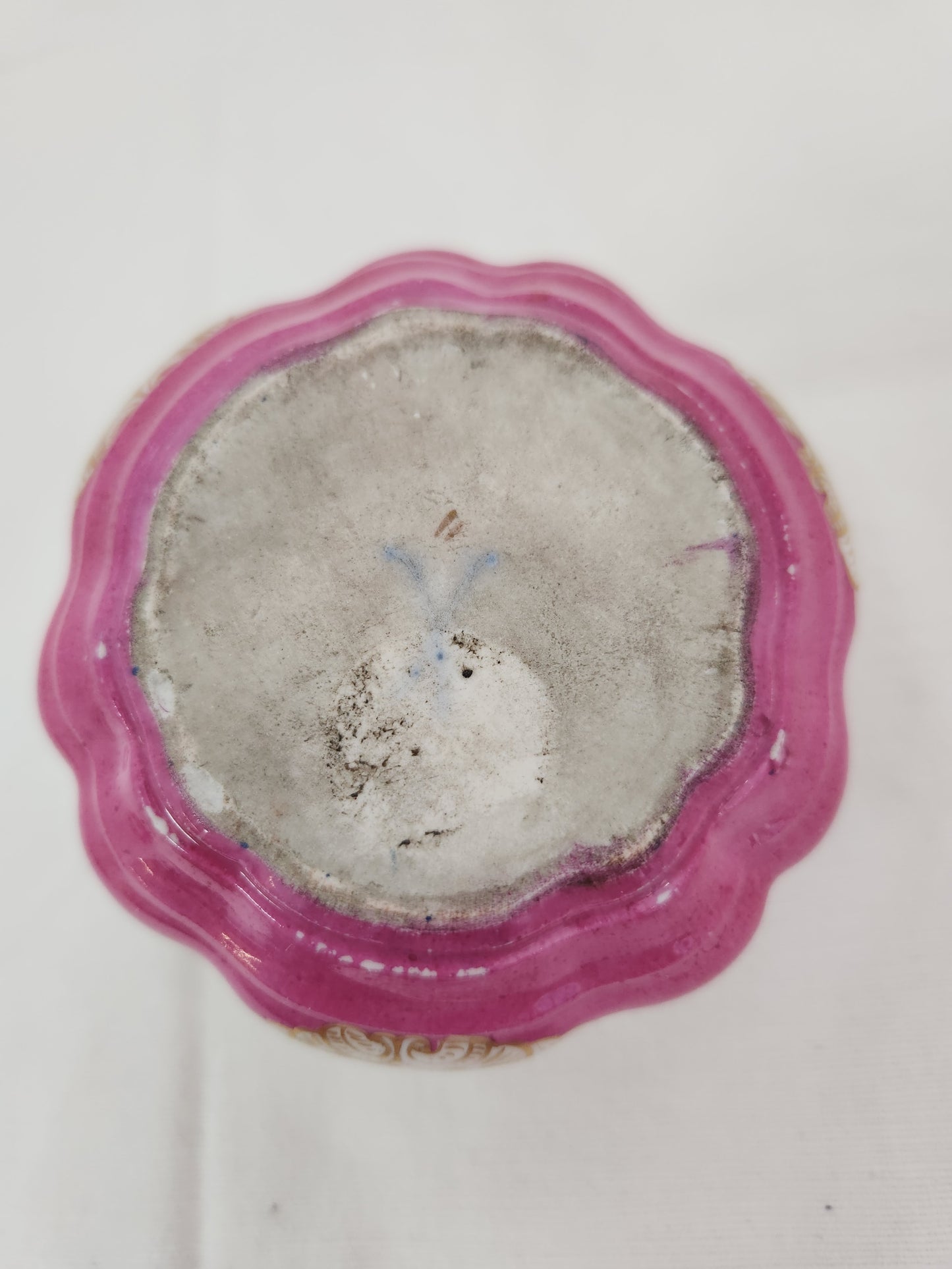 RARE - Meissen Fuschia Desk Tray, Pounce Pot & Inkwell Set (flaws)