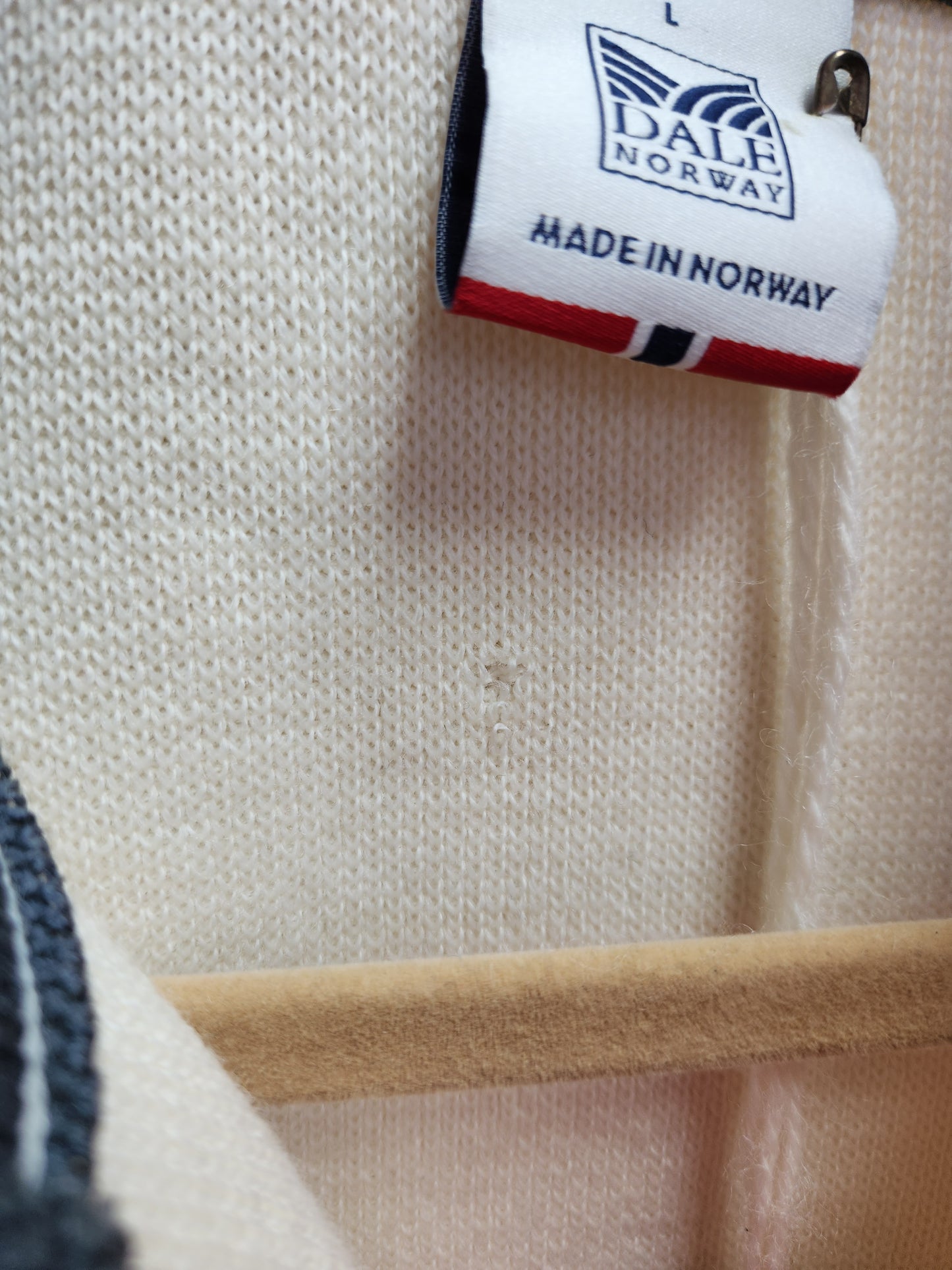 Dale of Norway Women’s 1/4 Zip Moritz Wool Sweater - Size: L (flawed)