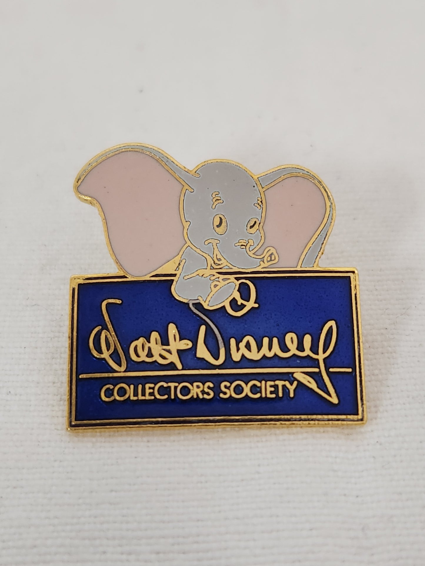Walt Disney Collectors Society Pin "Dumbo"