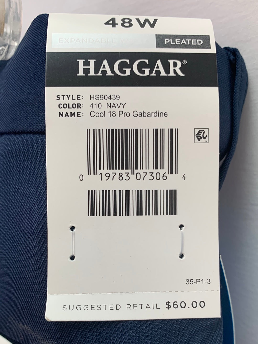 NWT - HAGGAR navy Cool 18 Pro Pleated 10.5" Golf Shorts - 48W