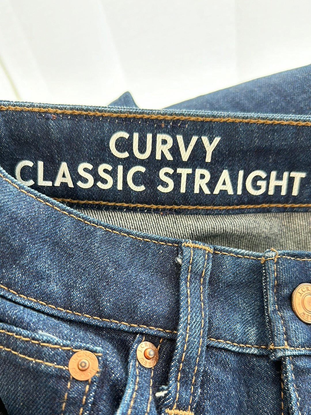 NWT - J. CREW dark wash Curvy Classic Straight Leg Jeans - 26