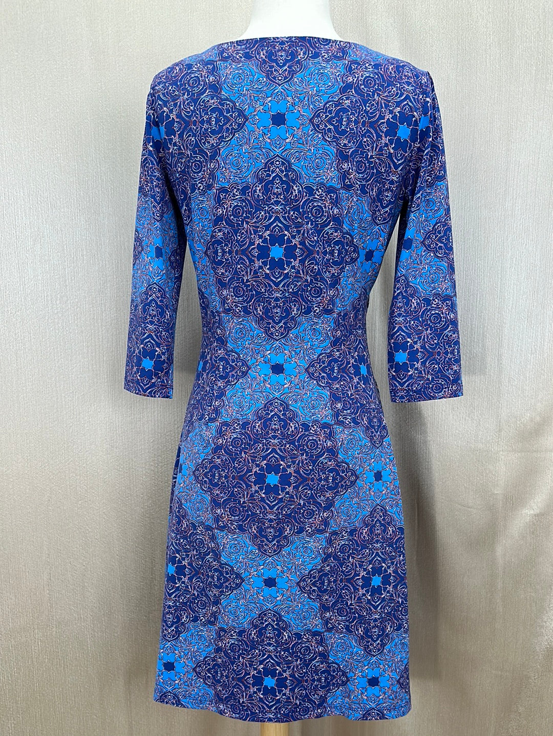 J. MCLAUGHLIN blue print Catalina Cloth 3/4 Sleeve Side Ruched Dress - S