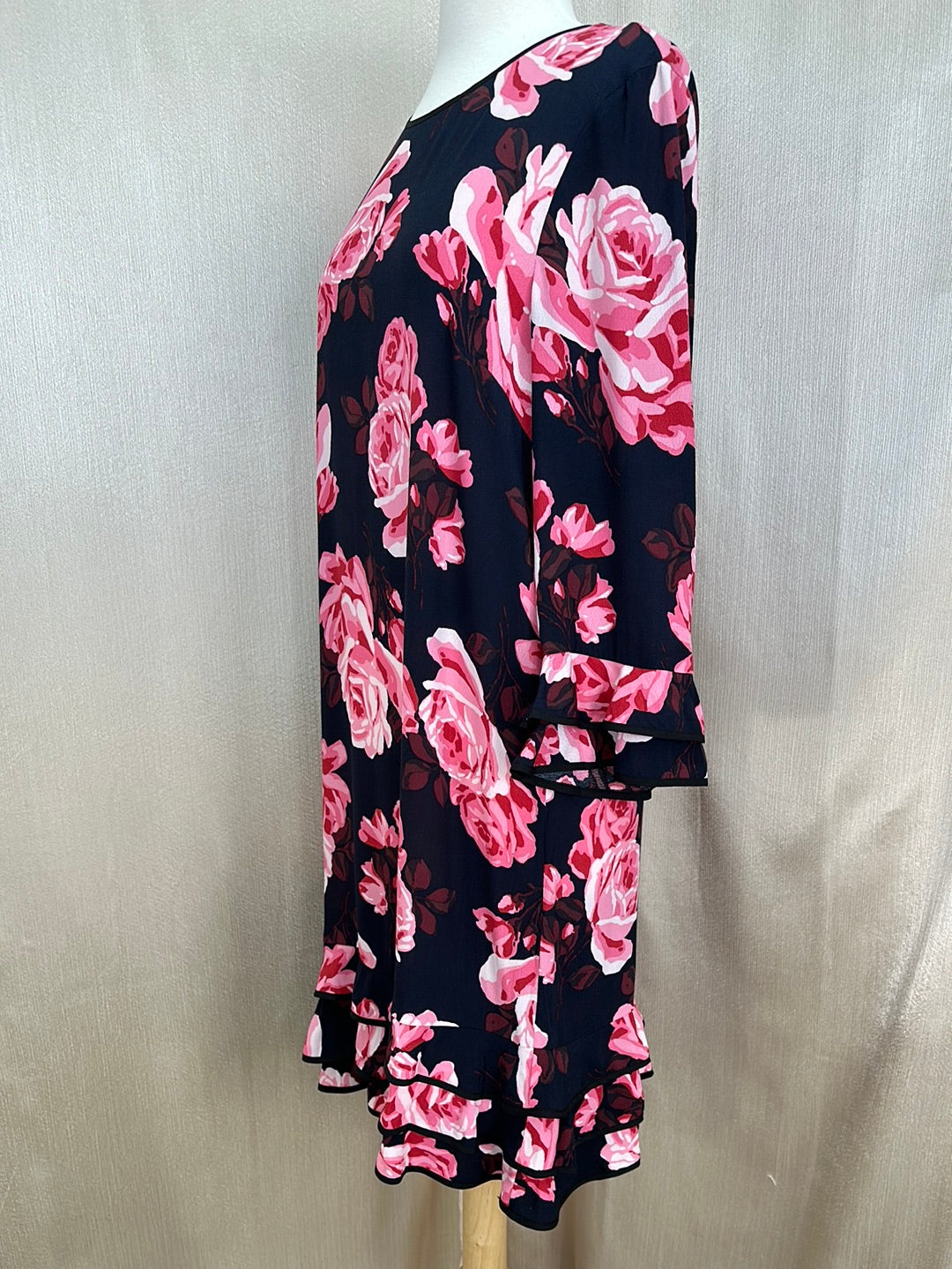 KATE SPADE pink black Rambling Roses Ruffle 3/4 Sleeve Shift Rosa Dress - M