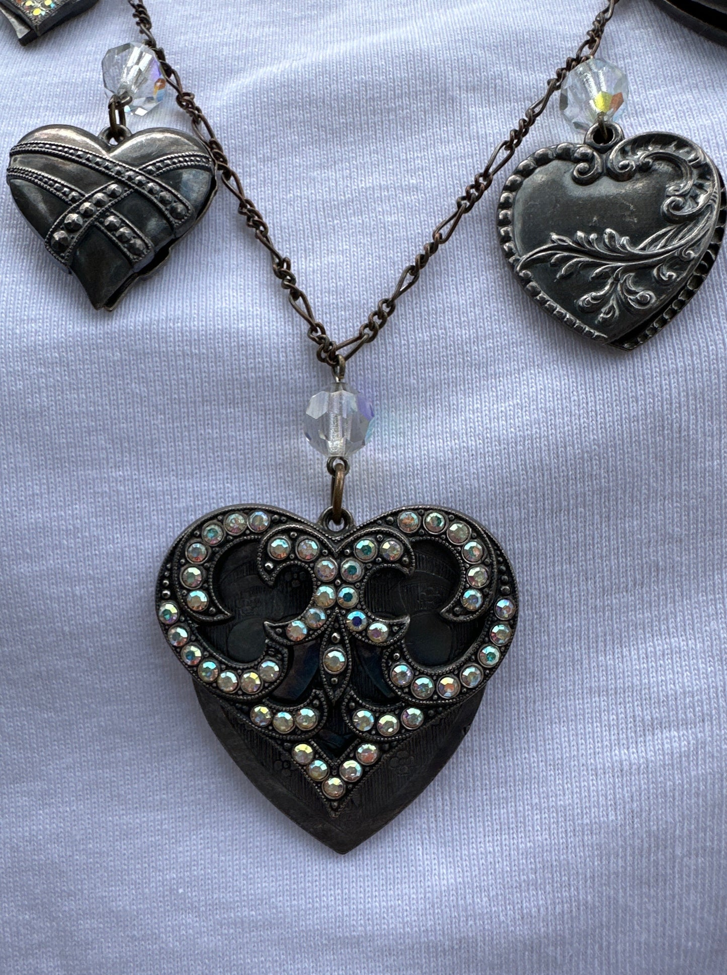 PIDIDDLY LINKS mixed metal rhinestone Beads Hearts Charm Necklace - 26"