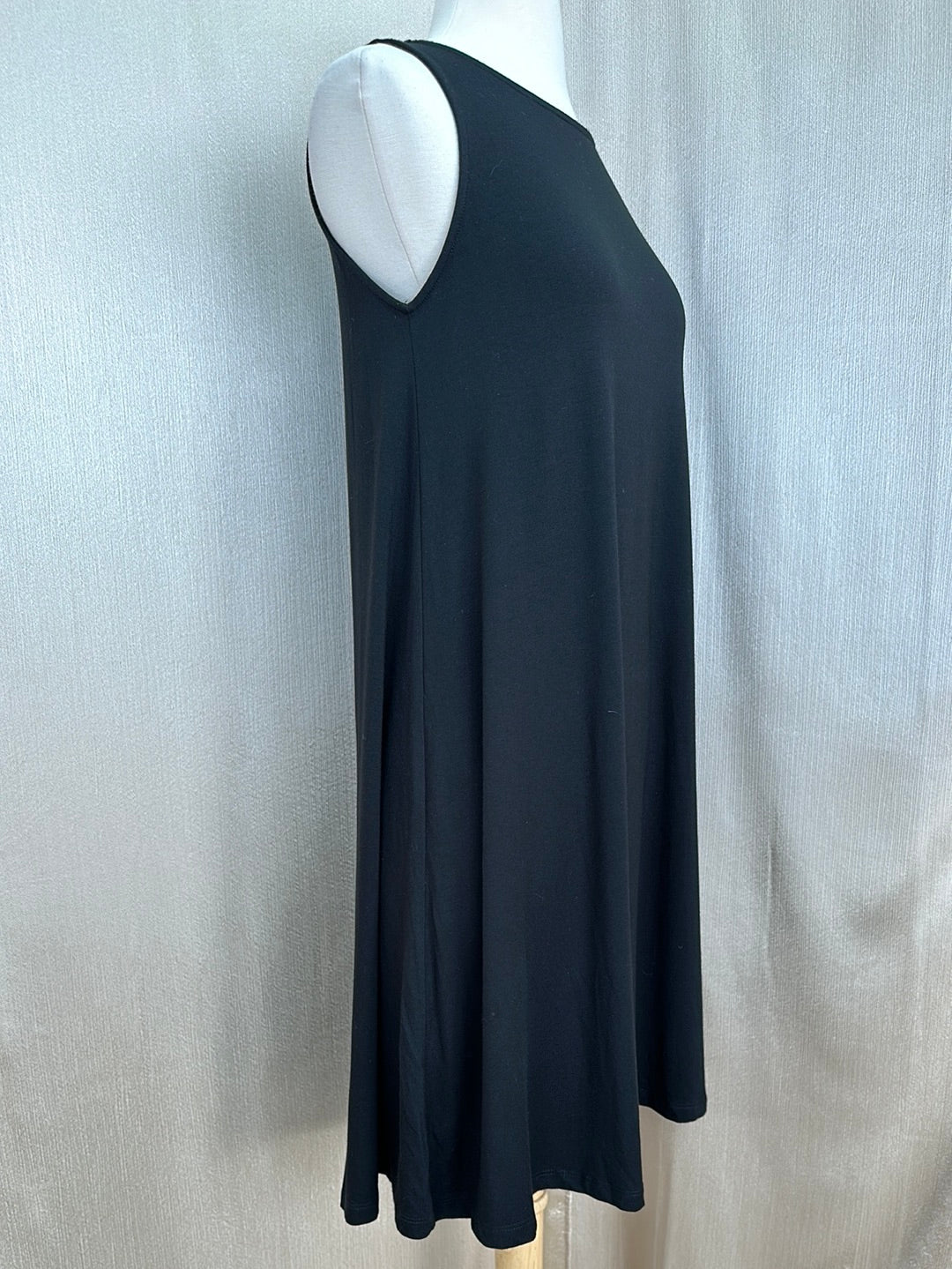 COMFY USA black Modal Sleeveless Swing Dress - XS