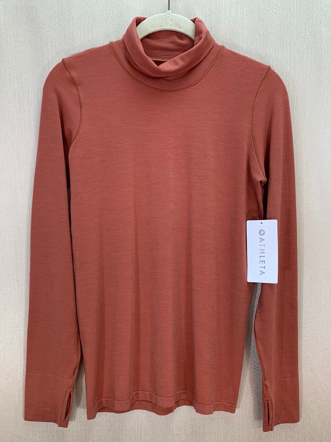 NWT - ATHLETA etruscan red Wool Blend Foresthill Ascent Turtleneck - L