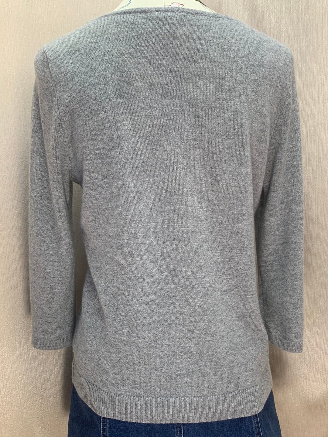 TALBOTS grey Cashmere 3/4 Sleeve Sweater - M