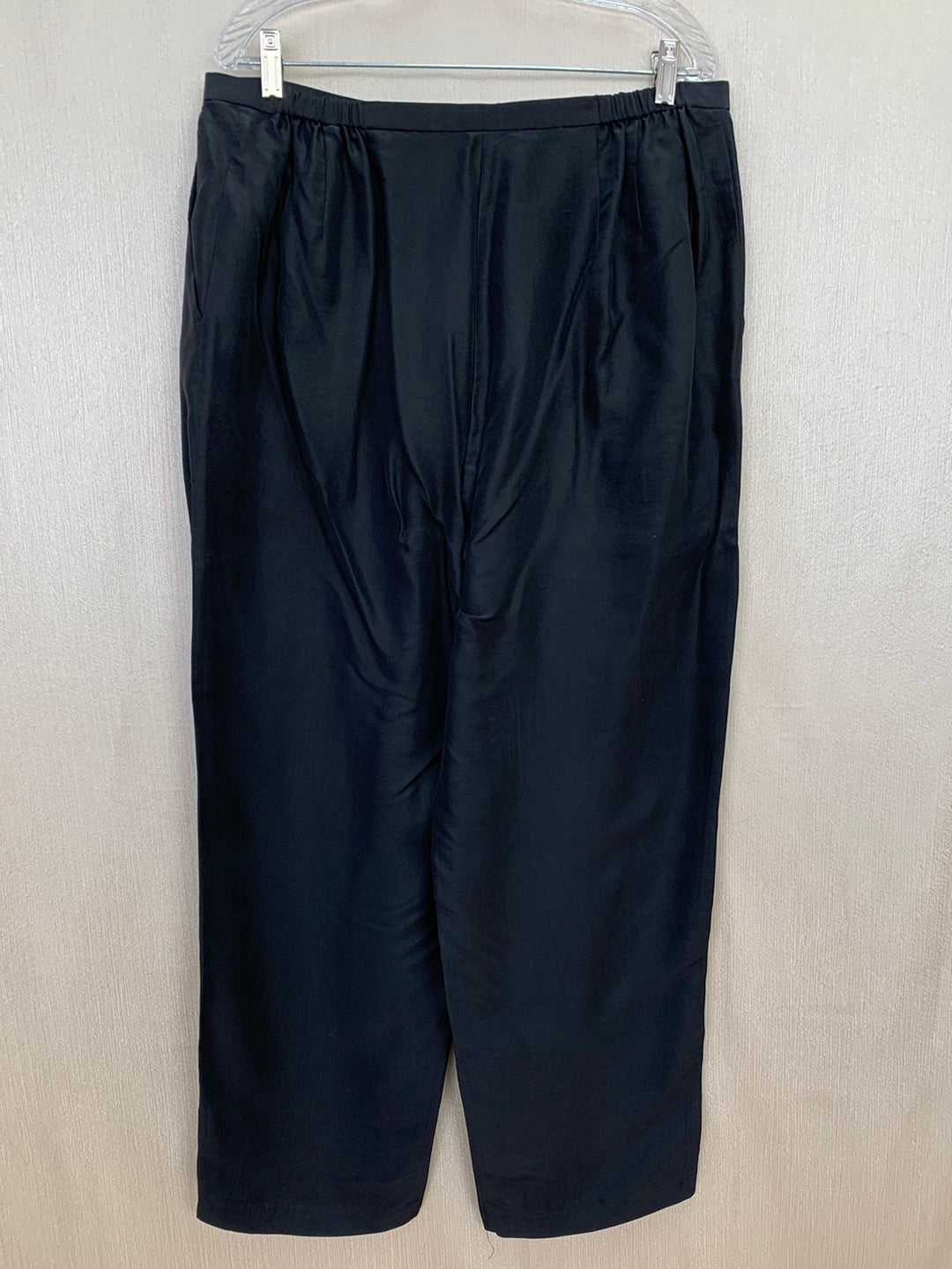 EILEEN FISHER black Washable 100% Silk Dress Pants - 1X