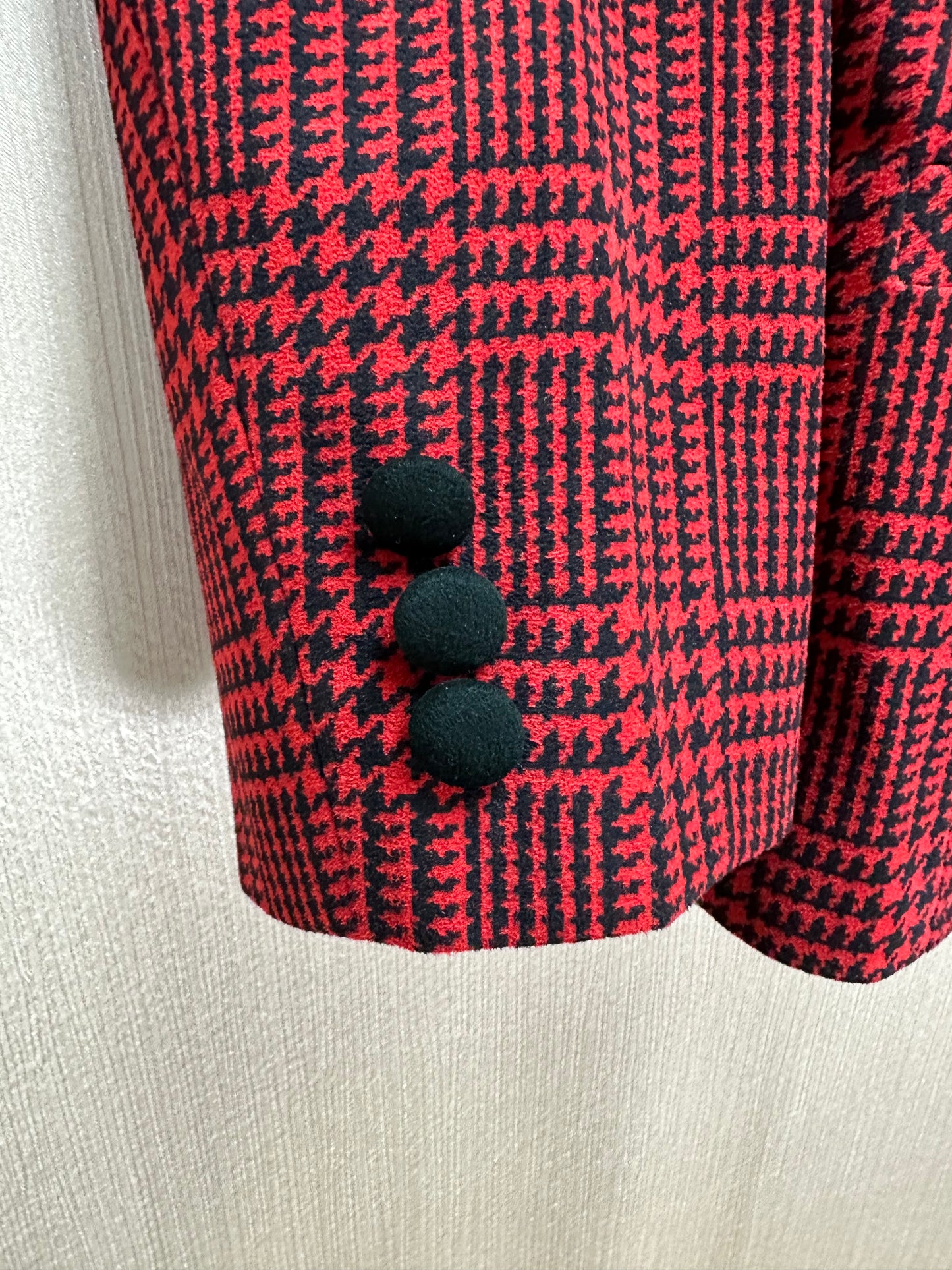 Vintage NWT - COUNT ROMI red black Houndstooth Check Ultra Suede Blazer - 16