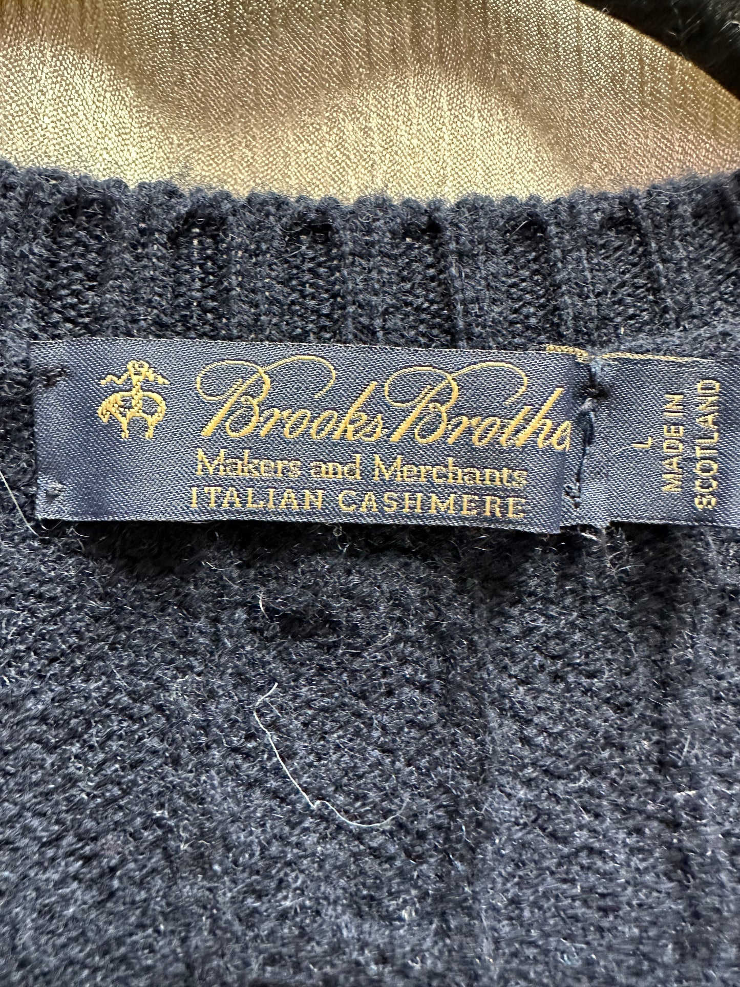 BROOKS BROTHERS navy blue Italian Cashmere Scotland Cable Knit Sweater - L