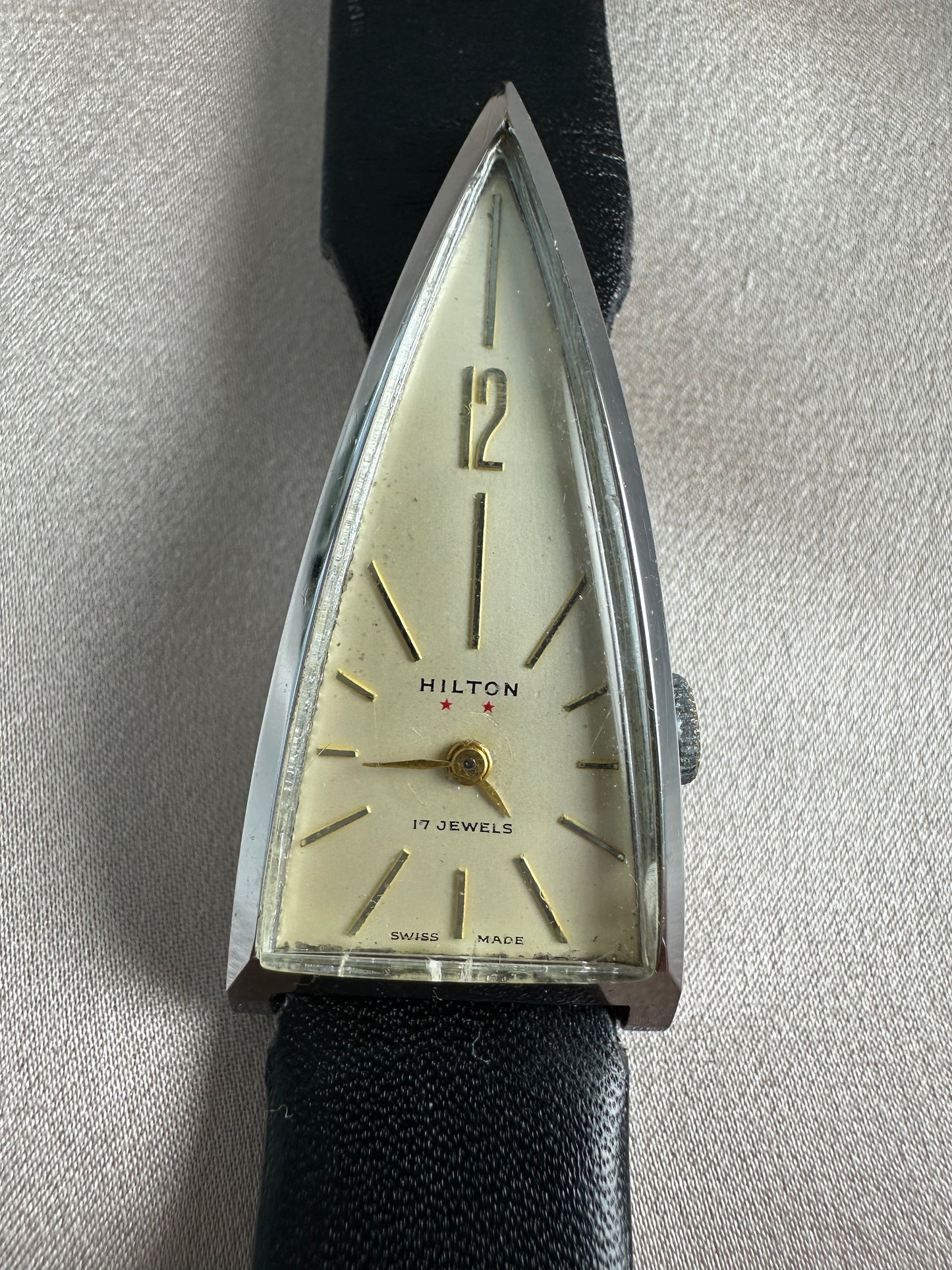 Vintage HILTON "Satellite" Triangle Wind Up Manual Mechanical Watch 1958