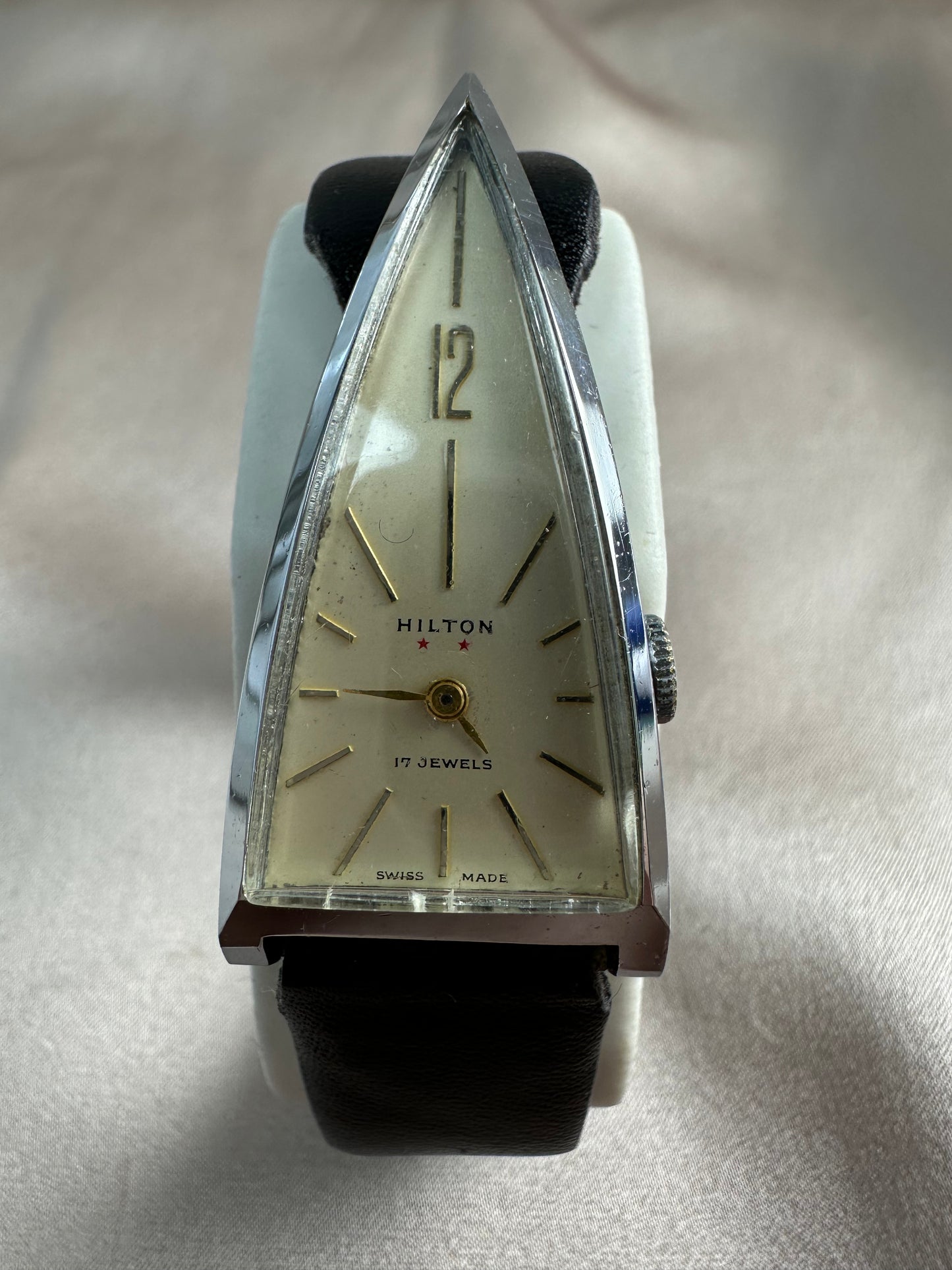 Vintage HILTON "Satellite" Triangle Wind Up Manual Mechanical Watch 1958