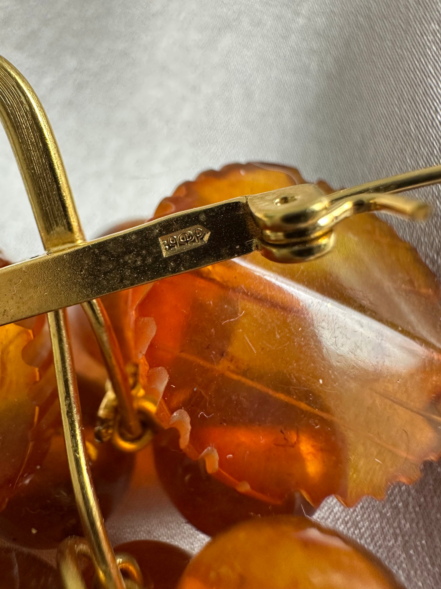 Vintage Small Baltic Amber Grape Cluster Vine Leaf Brooch - 2"