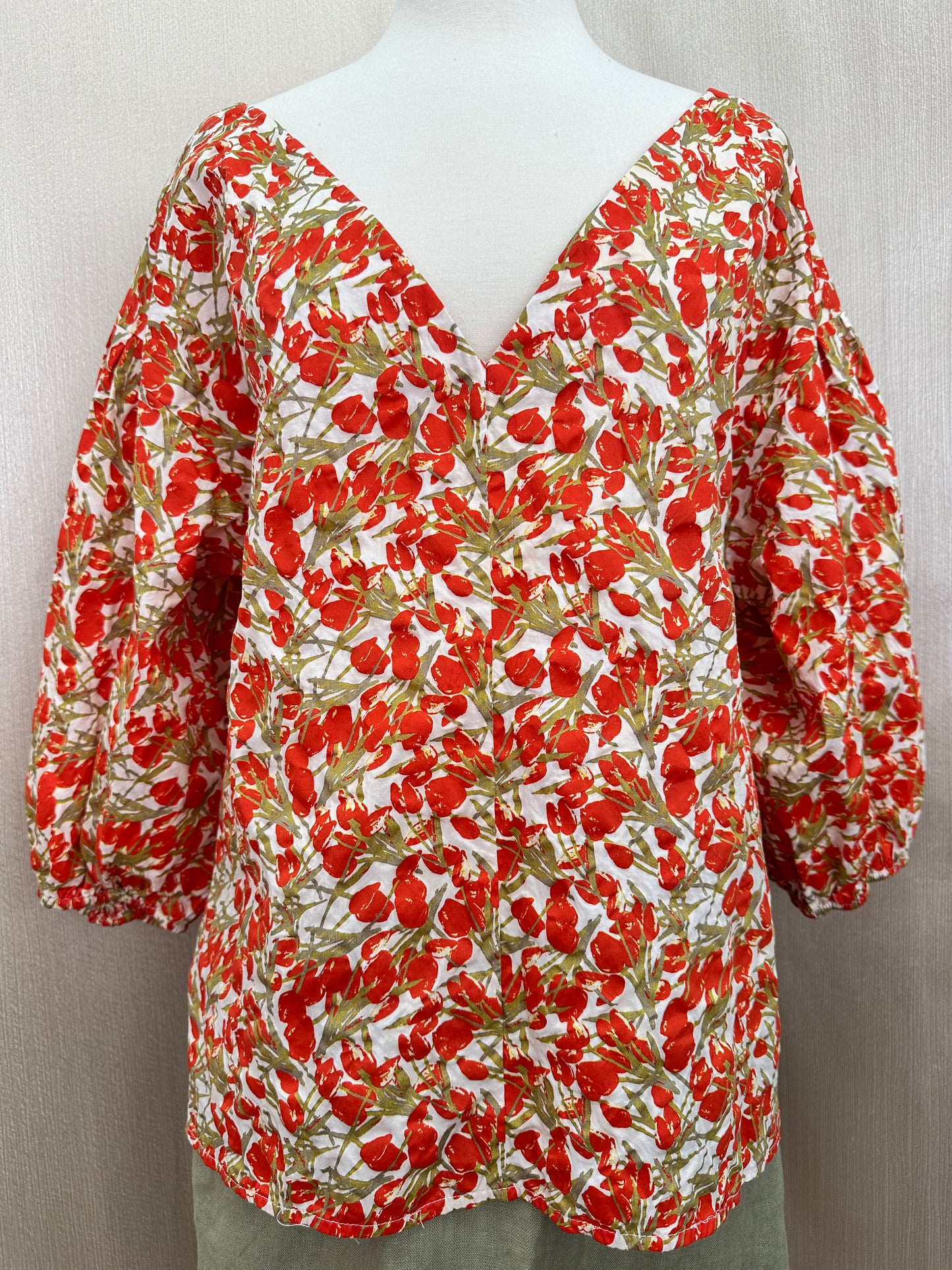 MICHELLE SMITH orange green Floral Amalfi V-Neck 3/4 Sleeve Top - M