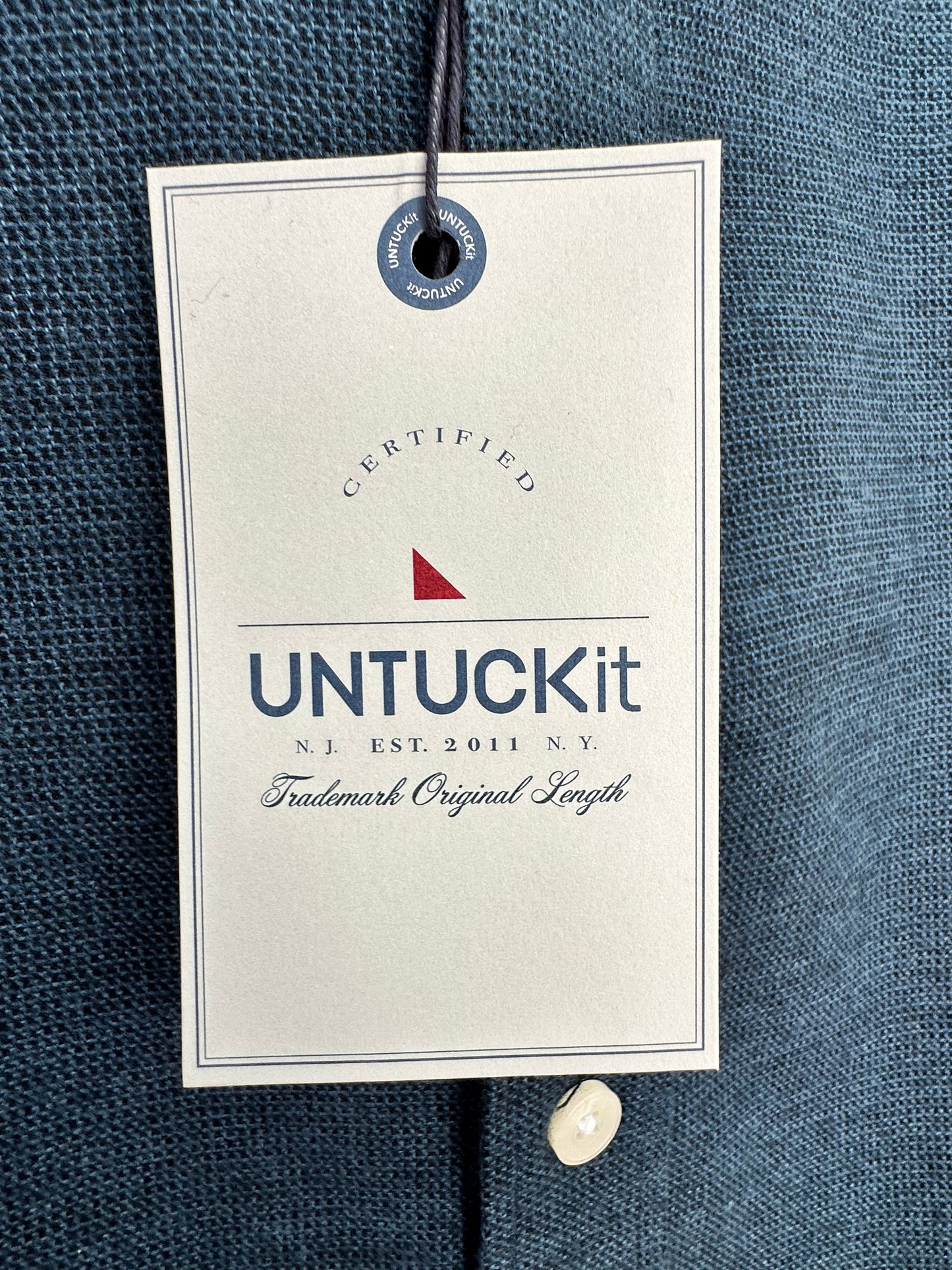 NWT - UNTUCKIT dark blue Brushed Cotton Regular Wrinkle Free Veneto Shirt - L