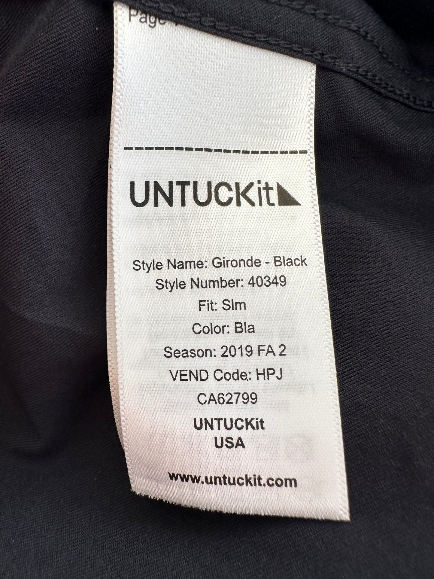 NWT - UNTUCKIT black Nylon Slim Fit Long Sleeve Wrinkle Free Gironde Shirt - M