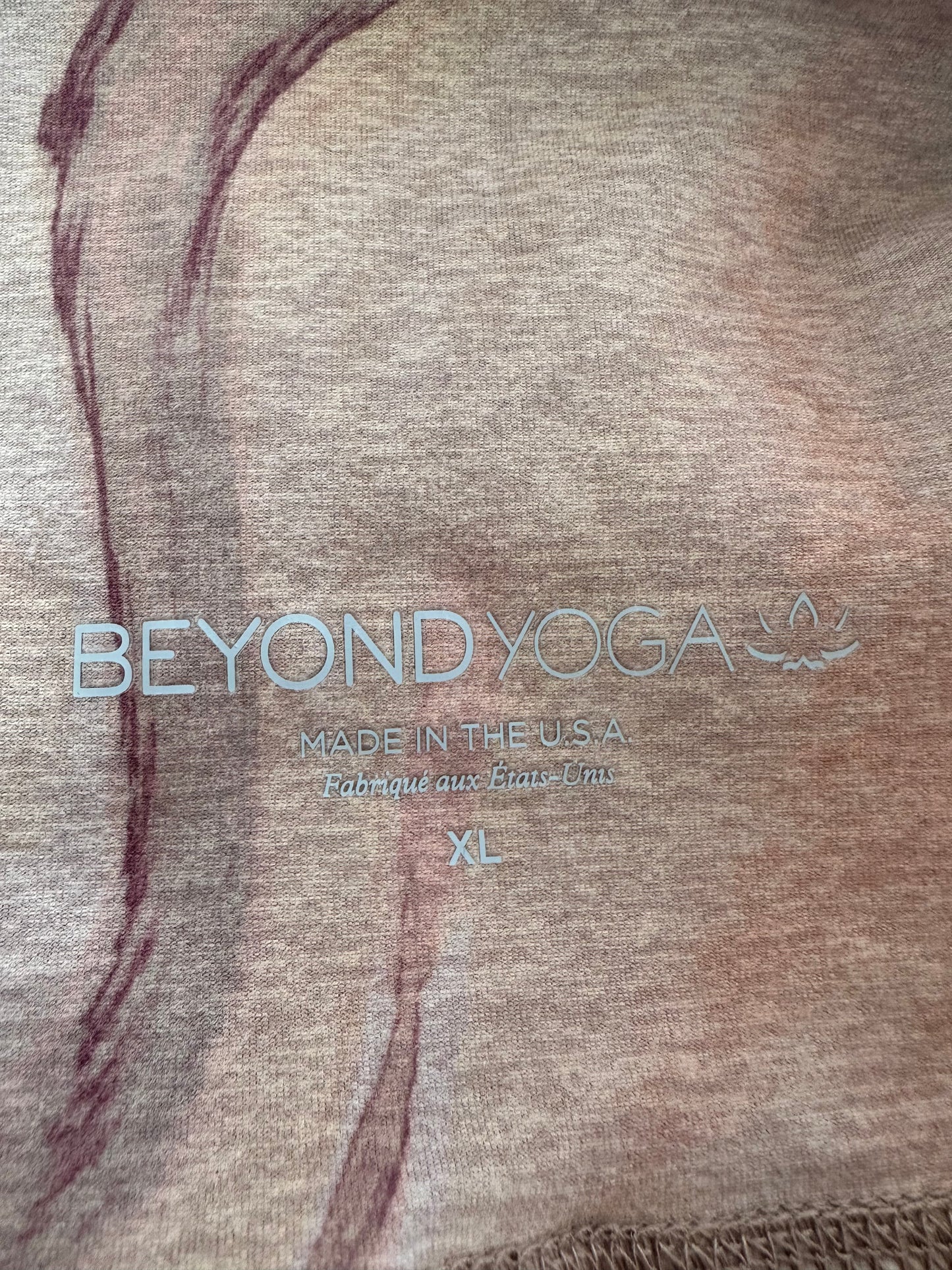 NWT - BEYOND YOGA mauve Marble SoftMark Caught in the Midi High Waisted Legging - XL