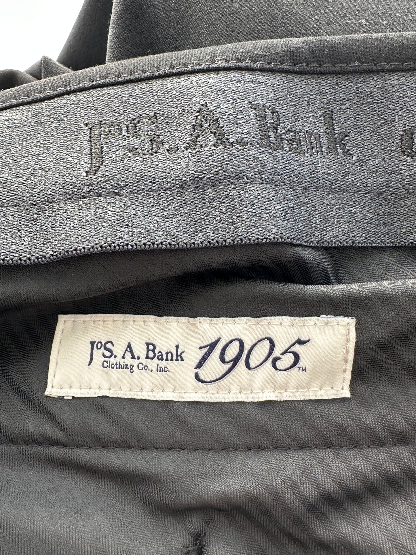 NWT - JOS A BANK black 1905 Flex Stretch Slim Fit Pants - 35 x 32