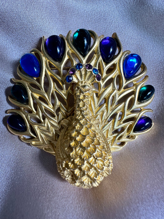 Rare TRIFARI gold blue green purple Jewels of India Cabochon Peacock Brooch