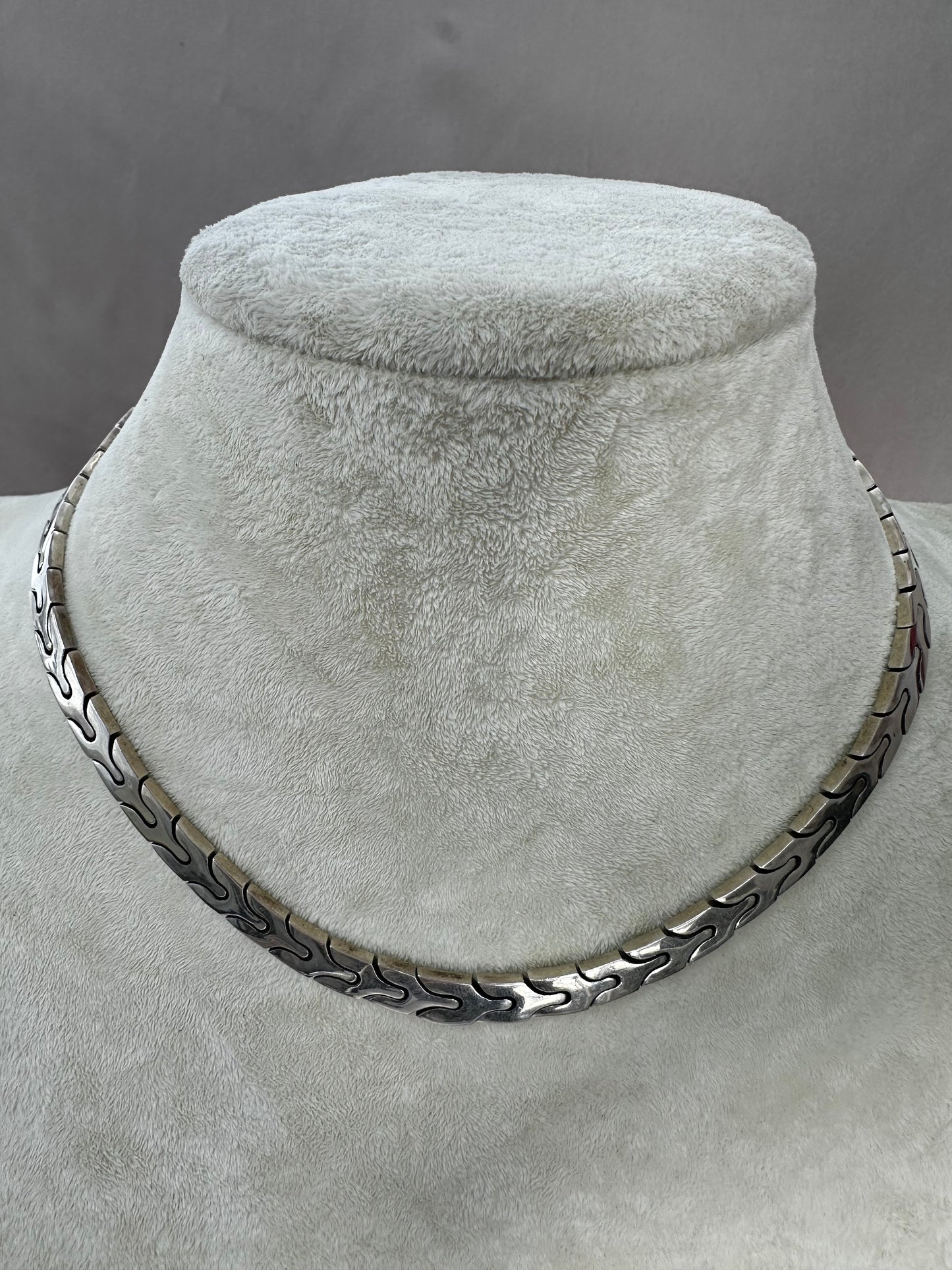 950 Sterling Silver MVF signed Mexico Modernist Link Necklace - 17"