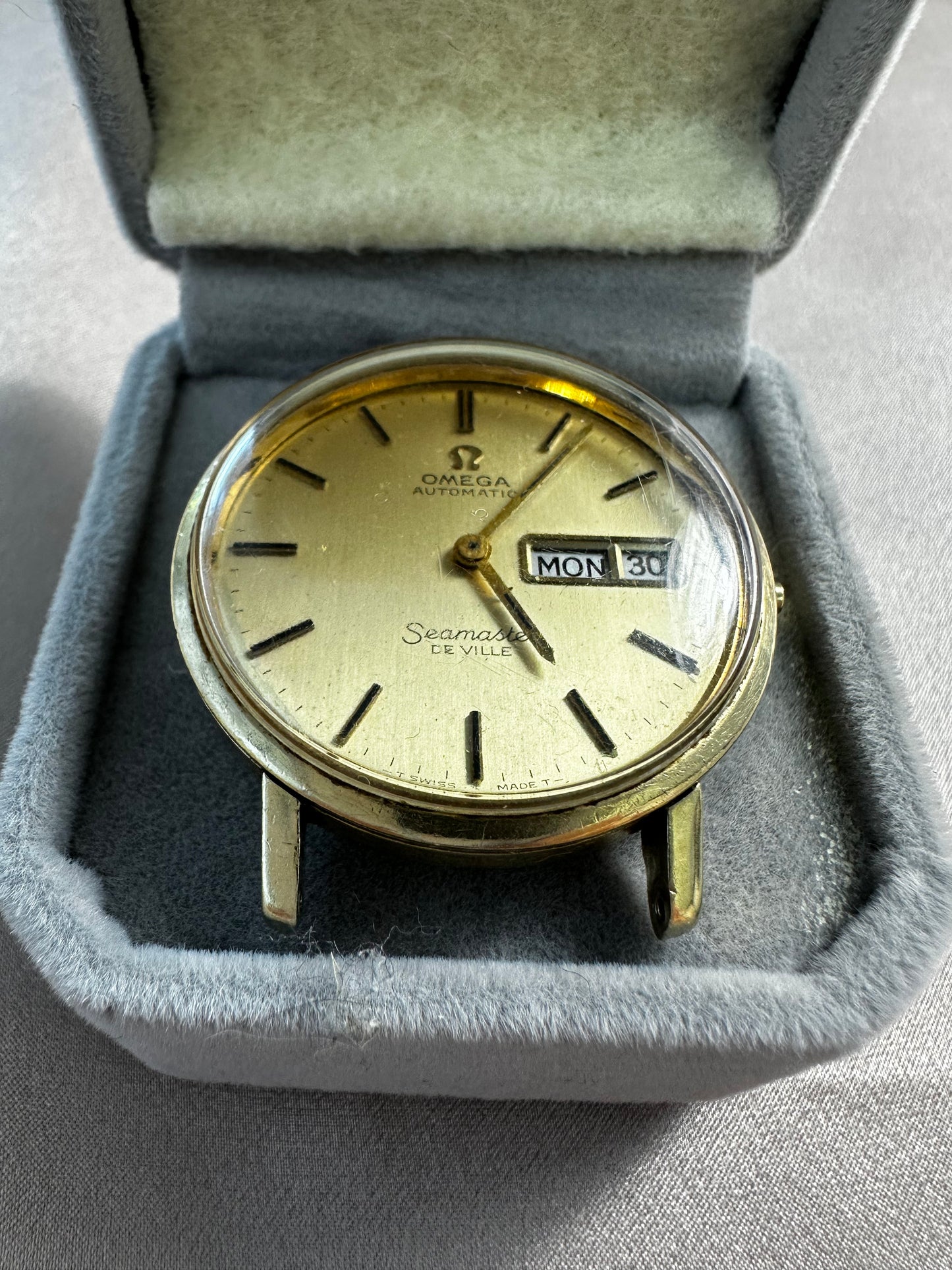 OMEGA 14k Gold Automatic Seamaster De Ville Date Day Wrist Watch - 35 mm