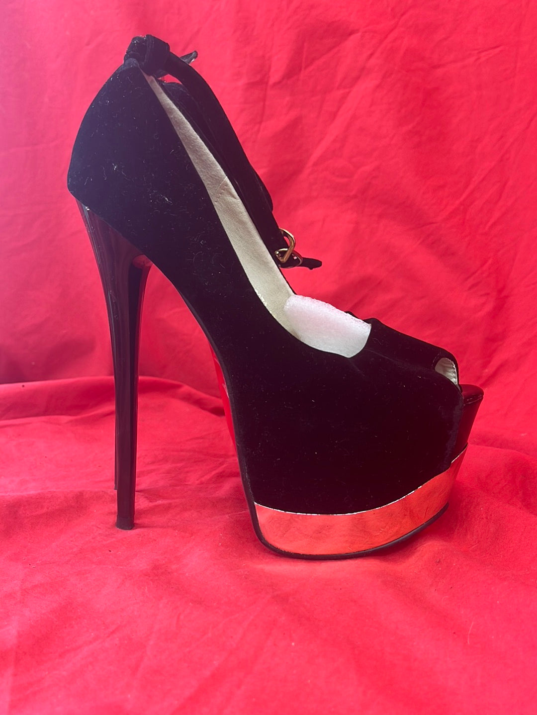 Women's Platform Ankle Strap Heels - Black / Red