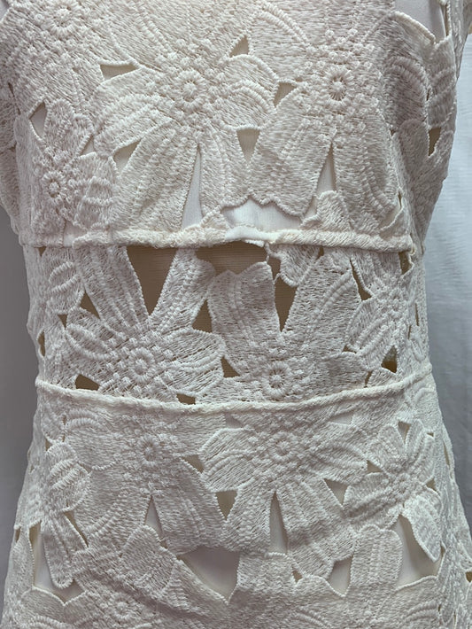 NWT - ROMEO + JULIET ivory Lace Mini Dress - S