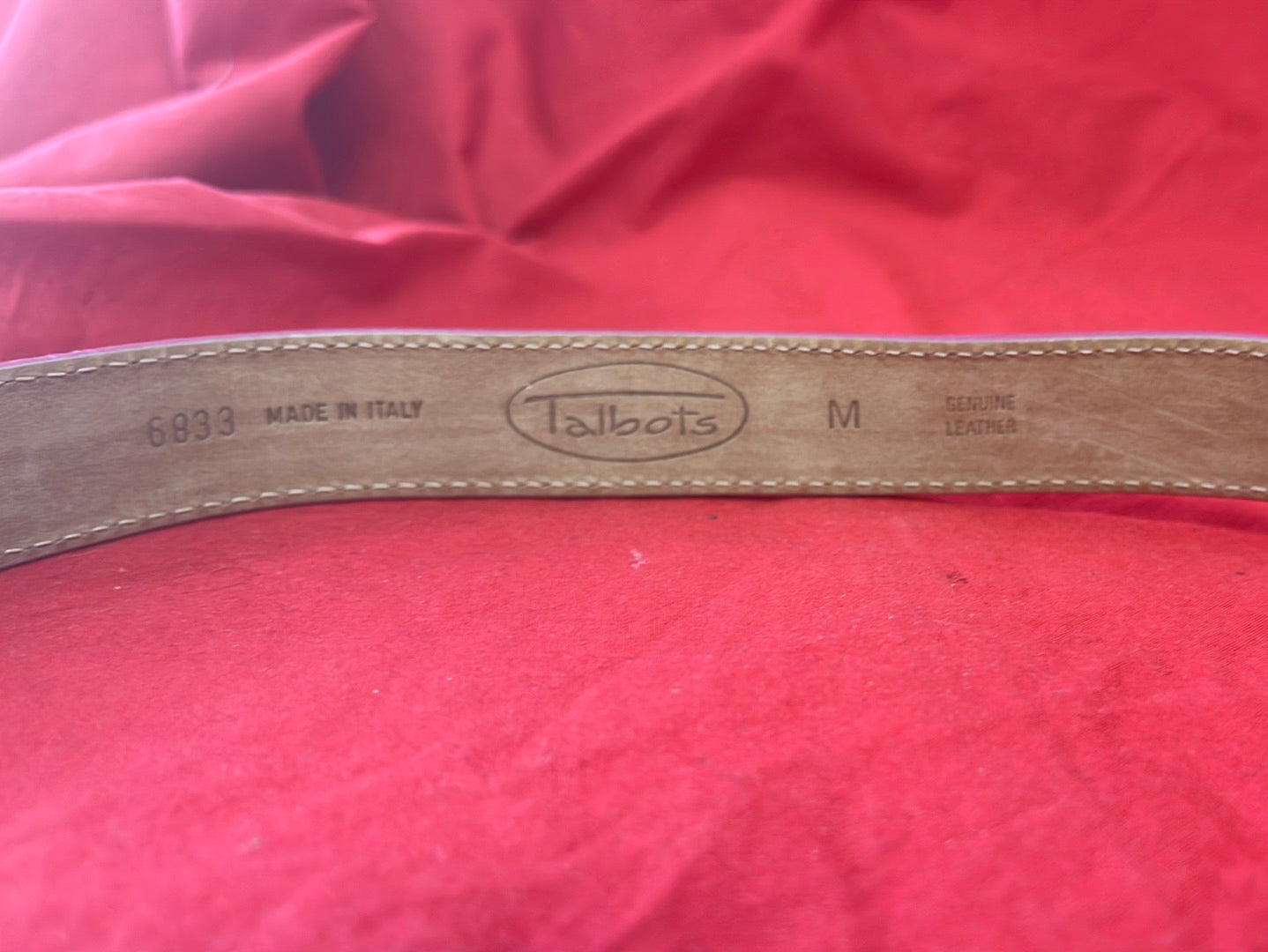 TALBOT'S Rose Leather Medium Width Belt -- Size M