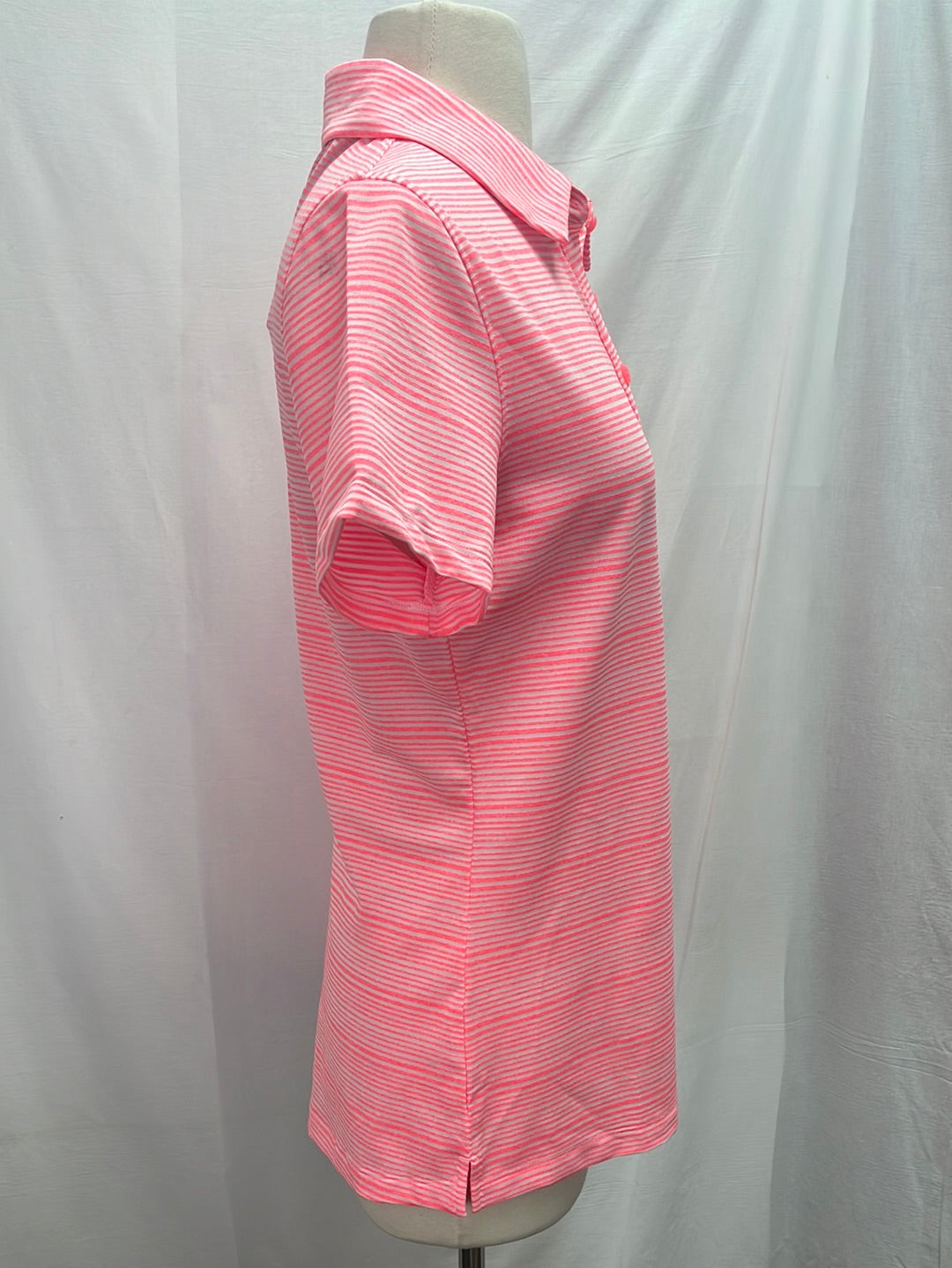 NWT -- Under Armour 5-Button Women's Pink + White Golf Polo Shirt -- M