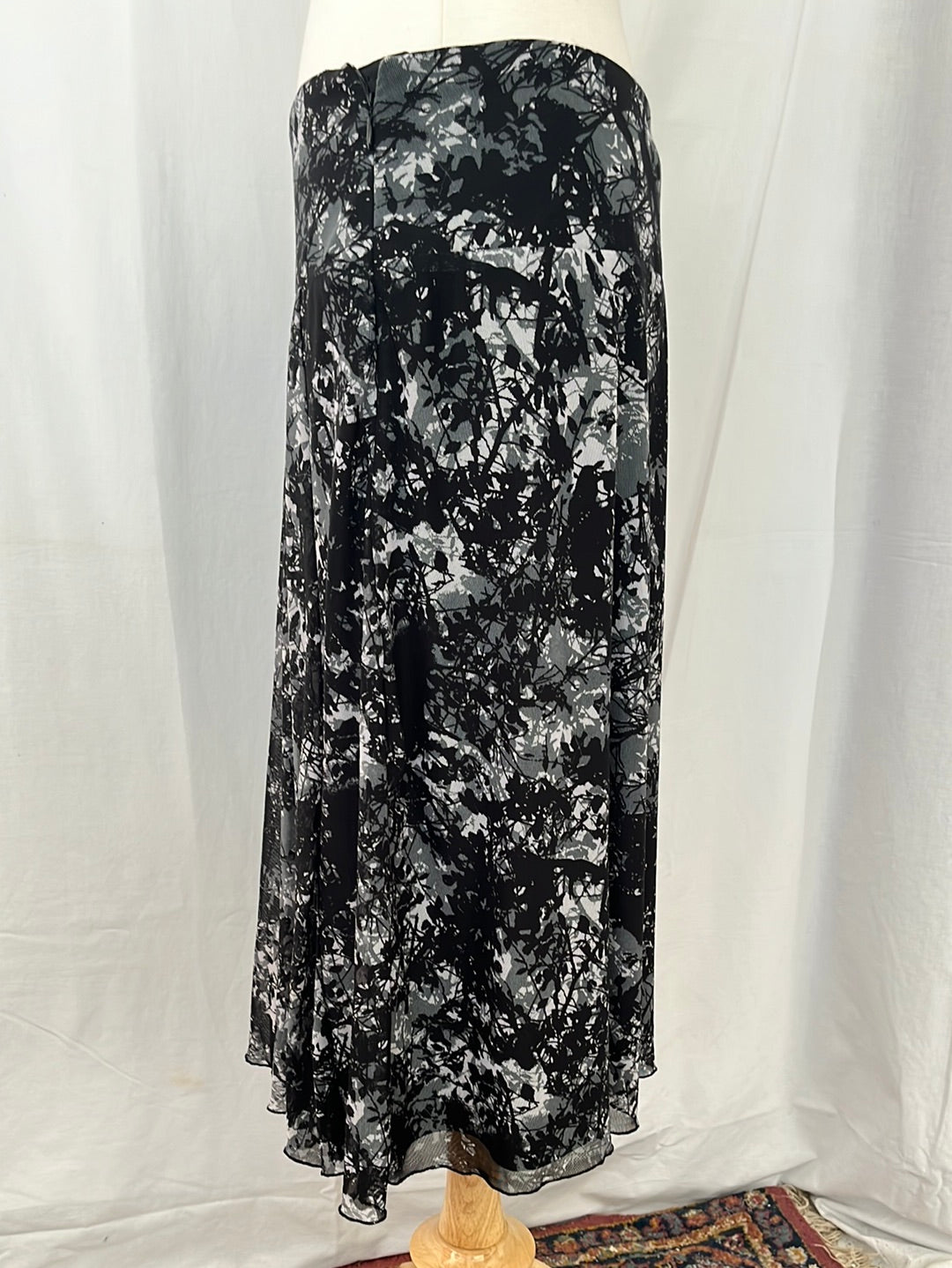 Coldwater Creek Black Grey Tree Print Flared Midi Skirt -- PS 6-8