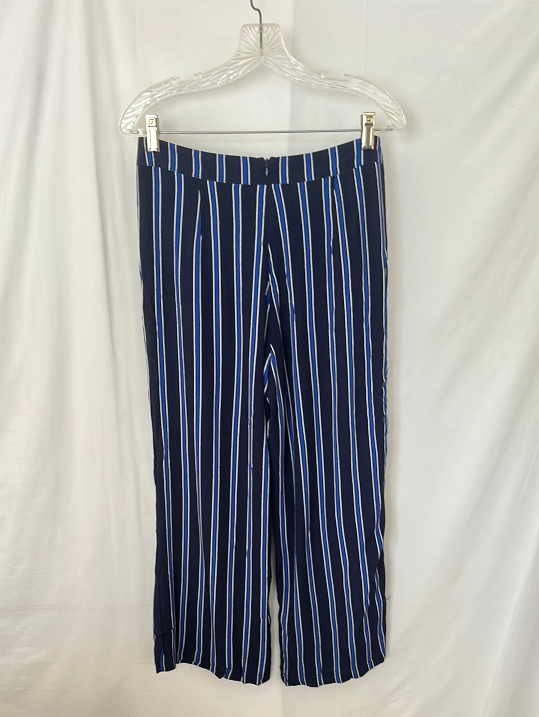 NWT -- CUPCAKES & CASHMERE Navy Light Blue Sailor Pants -- 4
