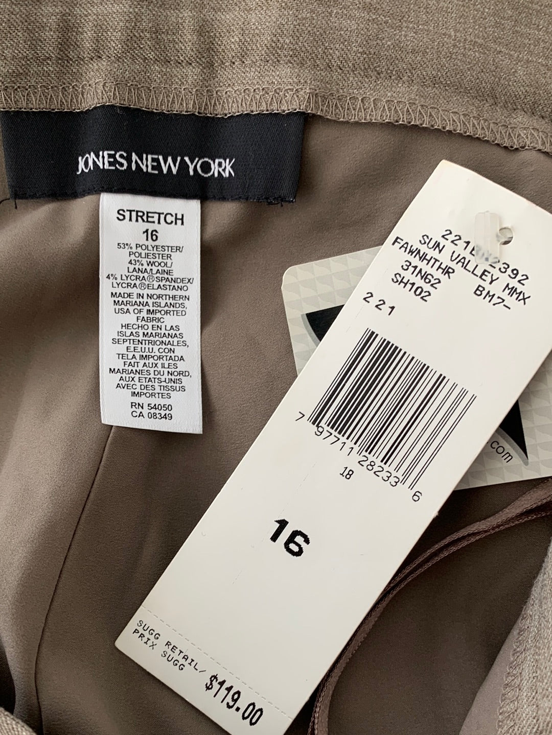 NWT - JONES NEW YORK fawn tan Stretch Wool Blend Pleated Pants - 16