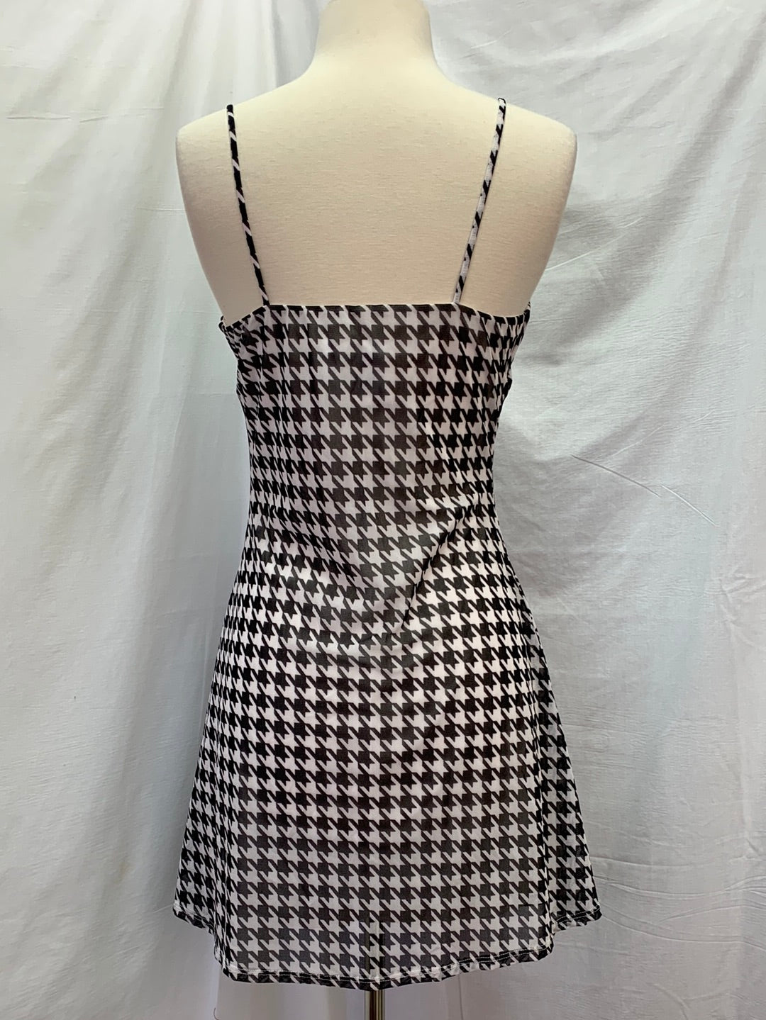 NWT - CES FEMME black white Mesh Houndstooth Sleeveless Dress - S