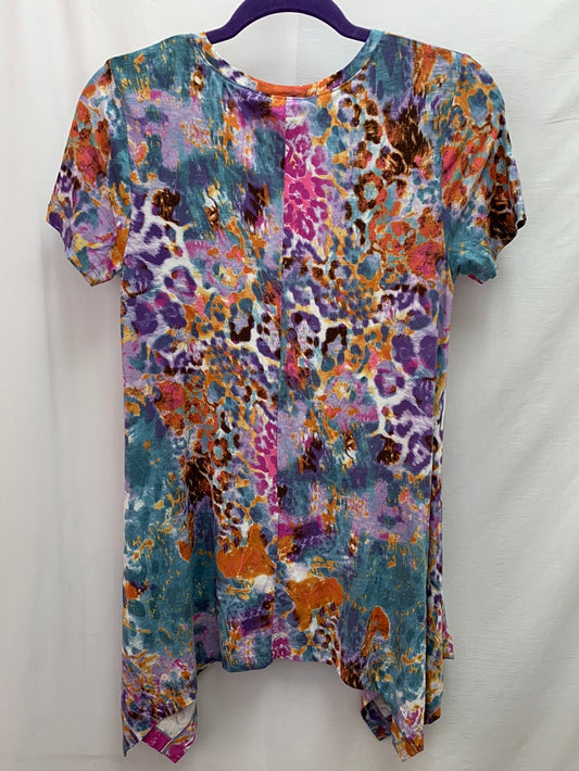 NWT - CHELSEA & THEODORE multi print Short Sleeve Sharkbite Tunic - S