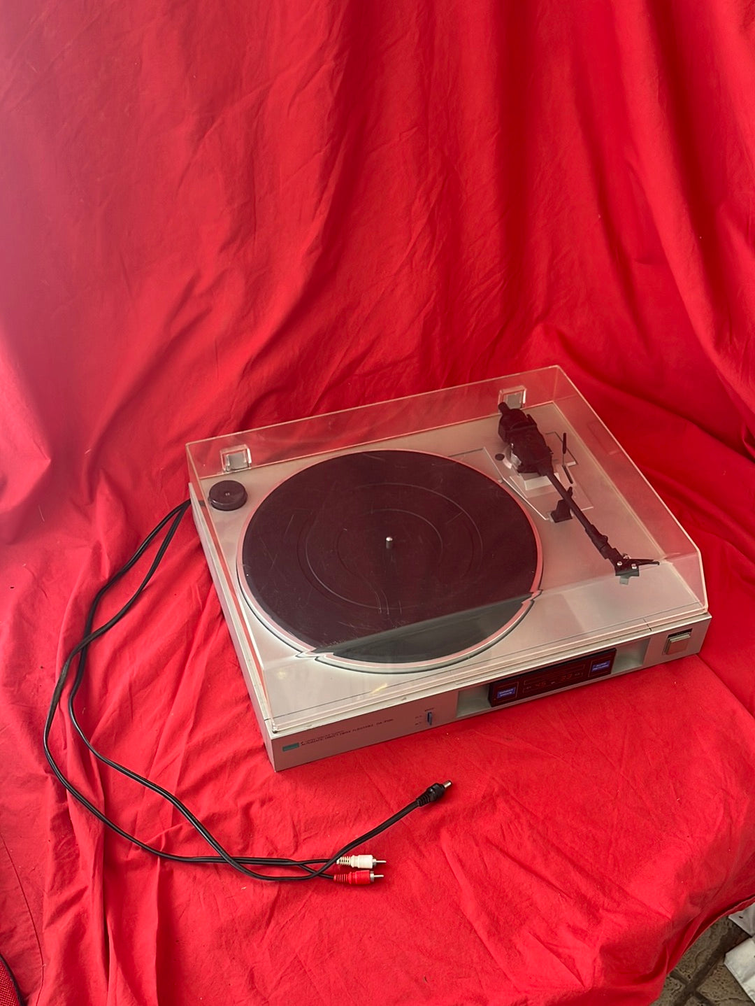 VTG -- SANSUI DA-P500 Automatic Direct Drive Turntable - Not Tested (Parts Only)