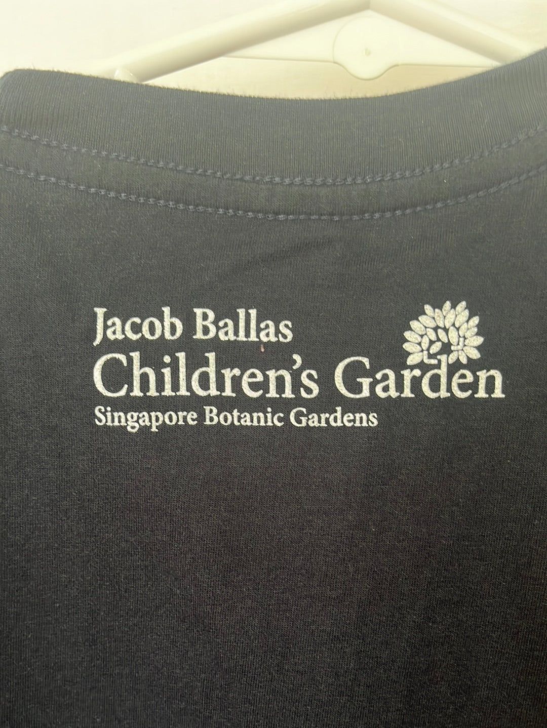NIP -- Singapore Botanic Gardens Childrens Navy Owl Tee Shirt -- XL