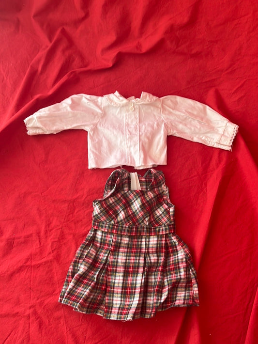 VTG -- 1991 PLEASANT COMPANY American Girl Molly's Plaid School Jumper and Shirt