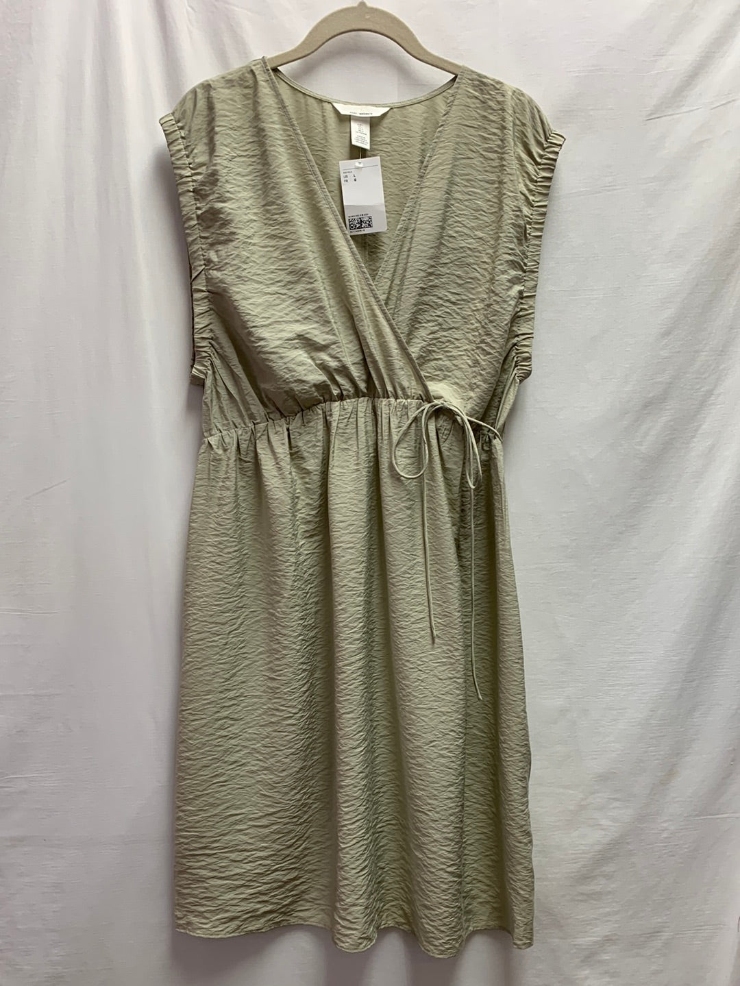 NWT - H&M MAMA beige tan Sleeveless Faux Wrap Maternity Dress - Large