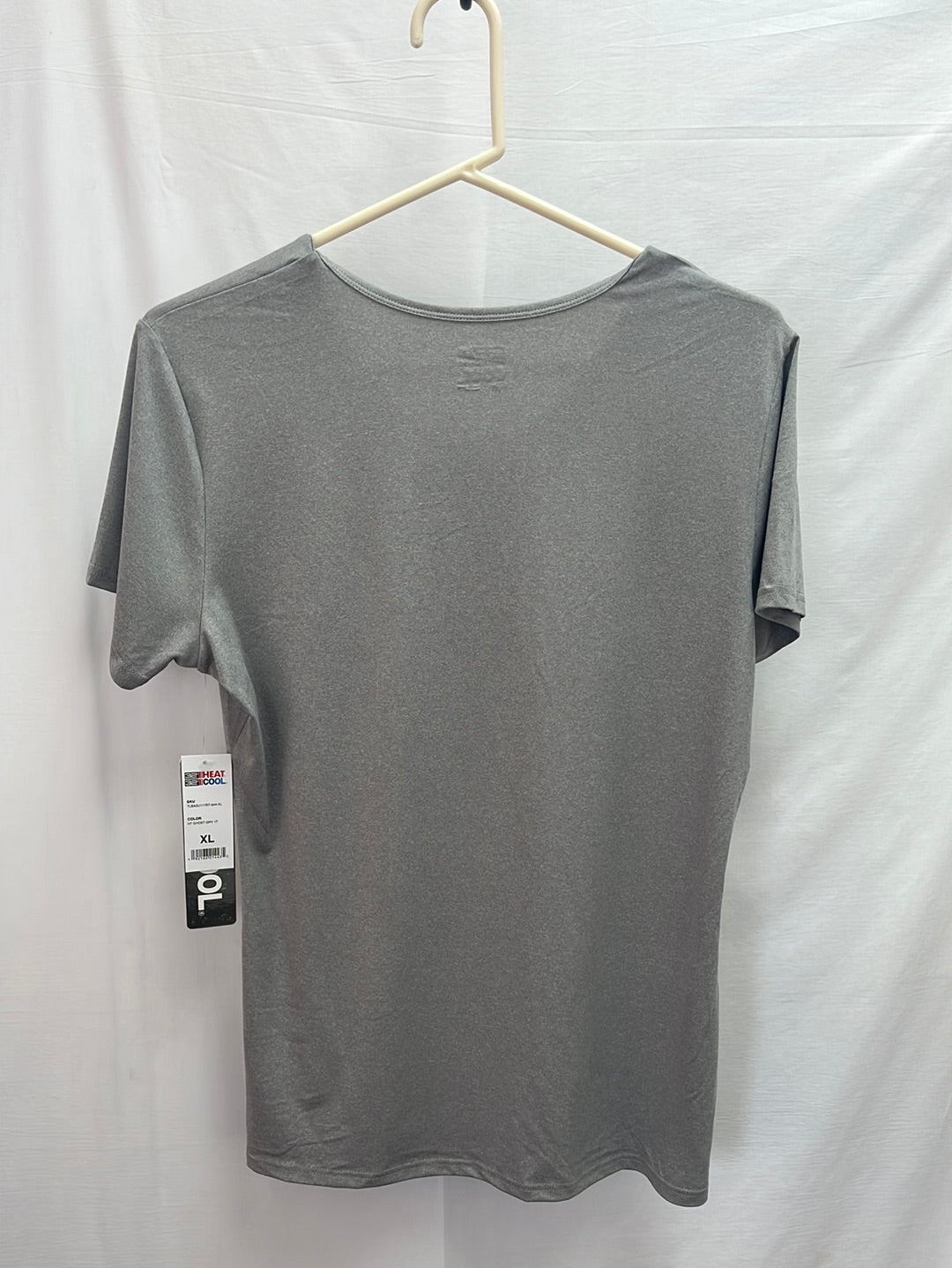 NWT -- 32 Degrees Cool Ghost Grey Fitted Short Sleeve T-Shirt -- XL