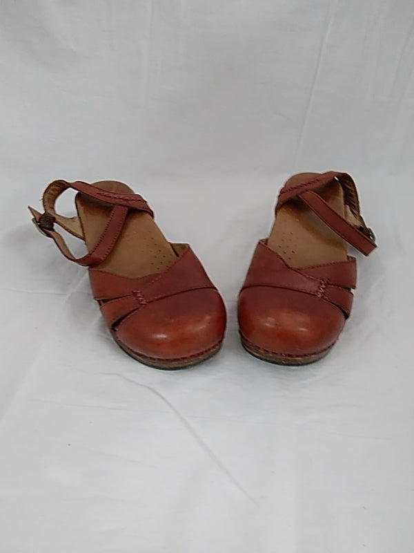 DANSKO Reddish Brown Leather Clog with Ankle Strap Women's Size 40/ 9.5(US)