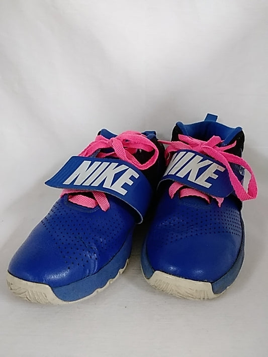 NIKE Team Hustle D8 Youth Size 7  'Game Royal' 881943-405 Sneakers