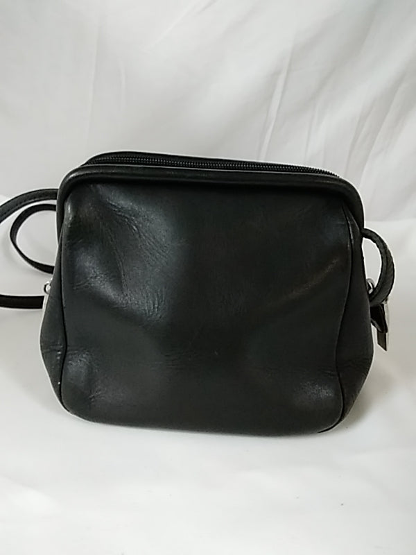 Vintage HOBO INTERNATIONAL Small Black Leather Crossbody Zipper Bucket Bag