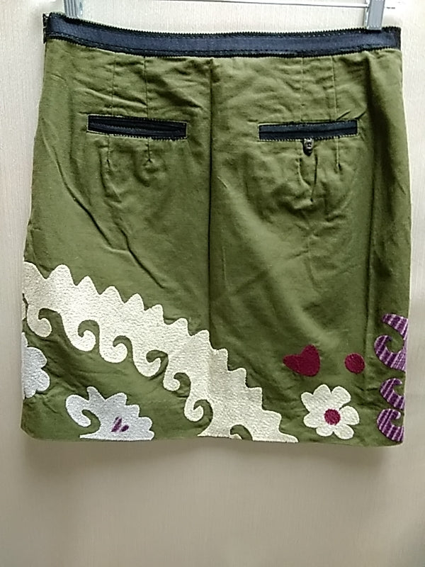 ANTHROPOLOGIE By VANESSA VIRGINIA Women's Size 12 Embroidered A-Line Skirt