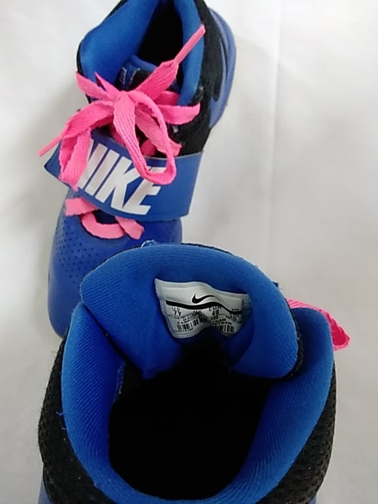 NIKE Team Hustle D8 Youth Size 7  'Game Royal' 881943-405 Sneakers